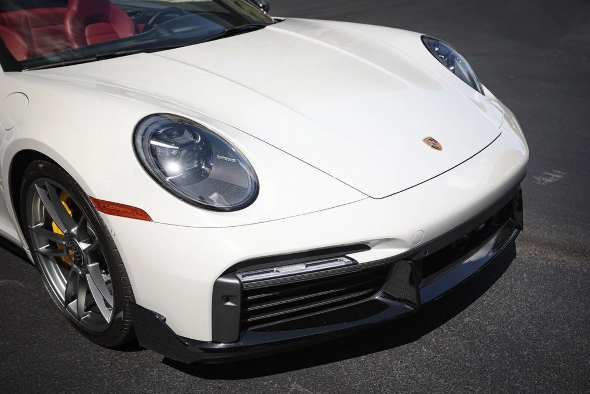 mph011_1977678833_49bd9e4cfd4715679ef59bf9e73f9083_39fee9d749