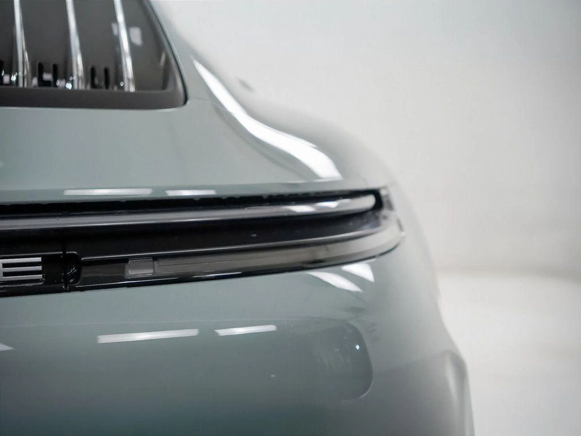 mph011_1977850260_ulv_Vxpywun_I47ag5q6b5t_Pk_R8w8_5b9211c6e8