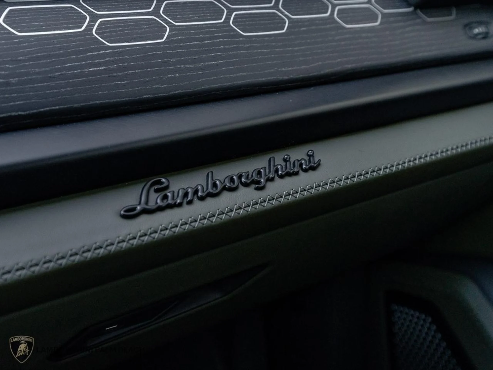 mph011_1982244249_c2c645eee5ff0cef4089cc0333bb4455_e86fb84e48