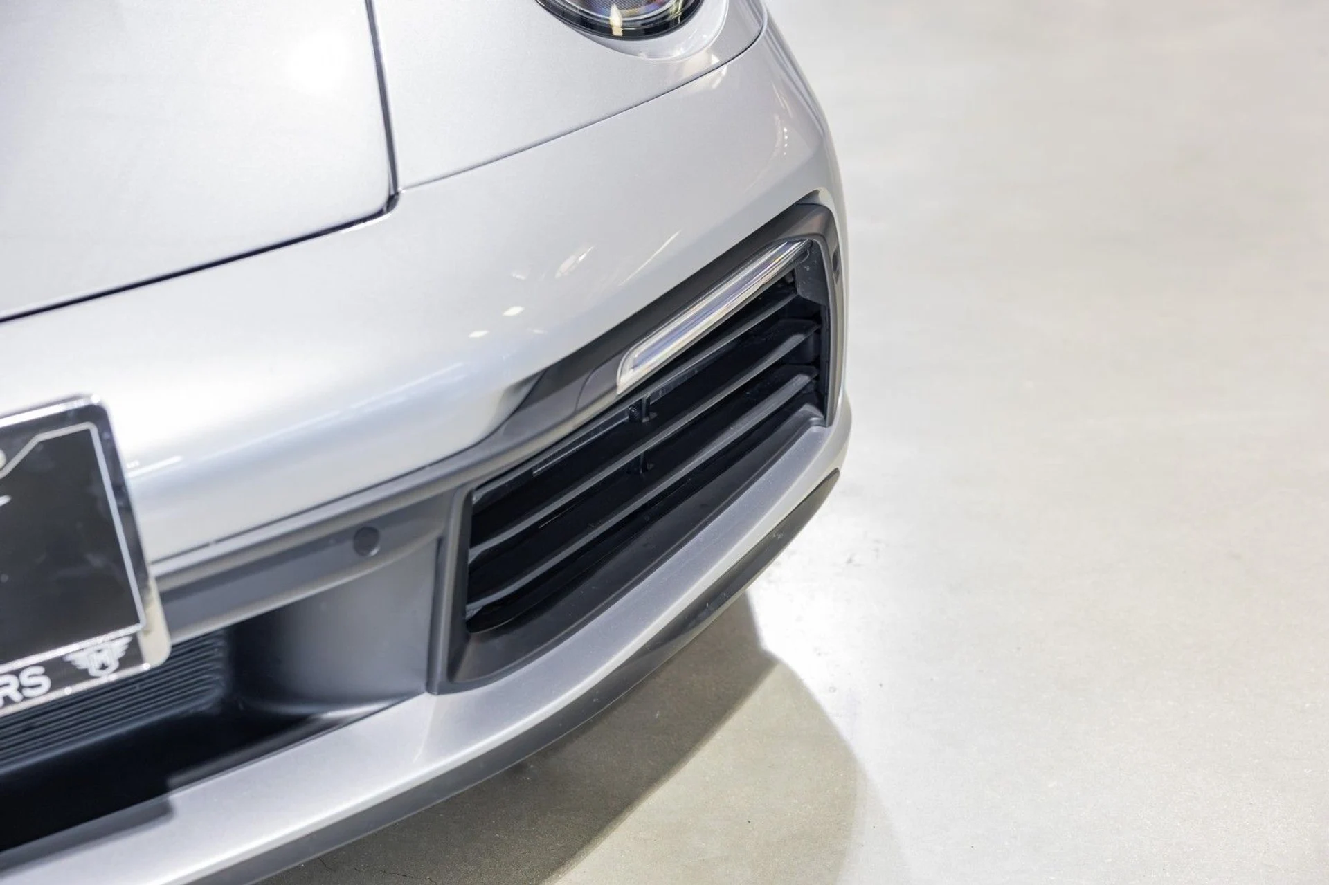 mph011_1983044612_CA_a8fafdc0fe