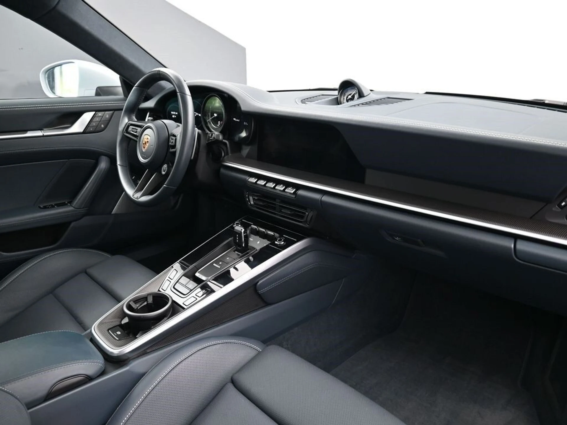 mph011_2011608870_602a600d9cf1401e4eb5f3a884d99b01x_37e5790152