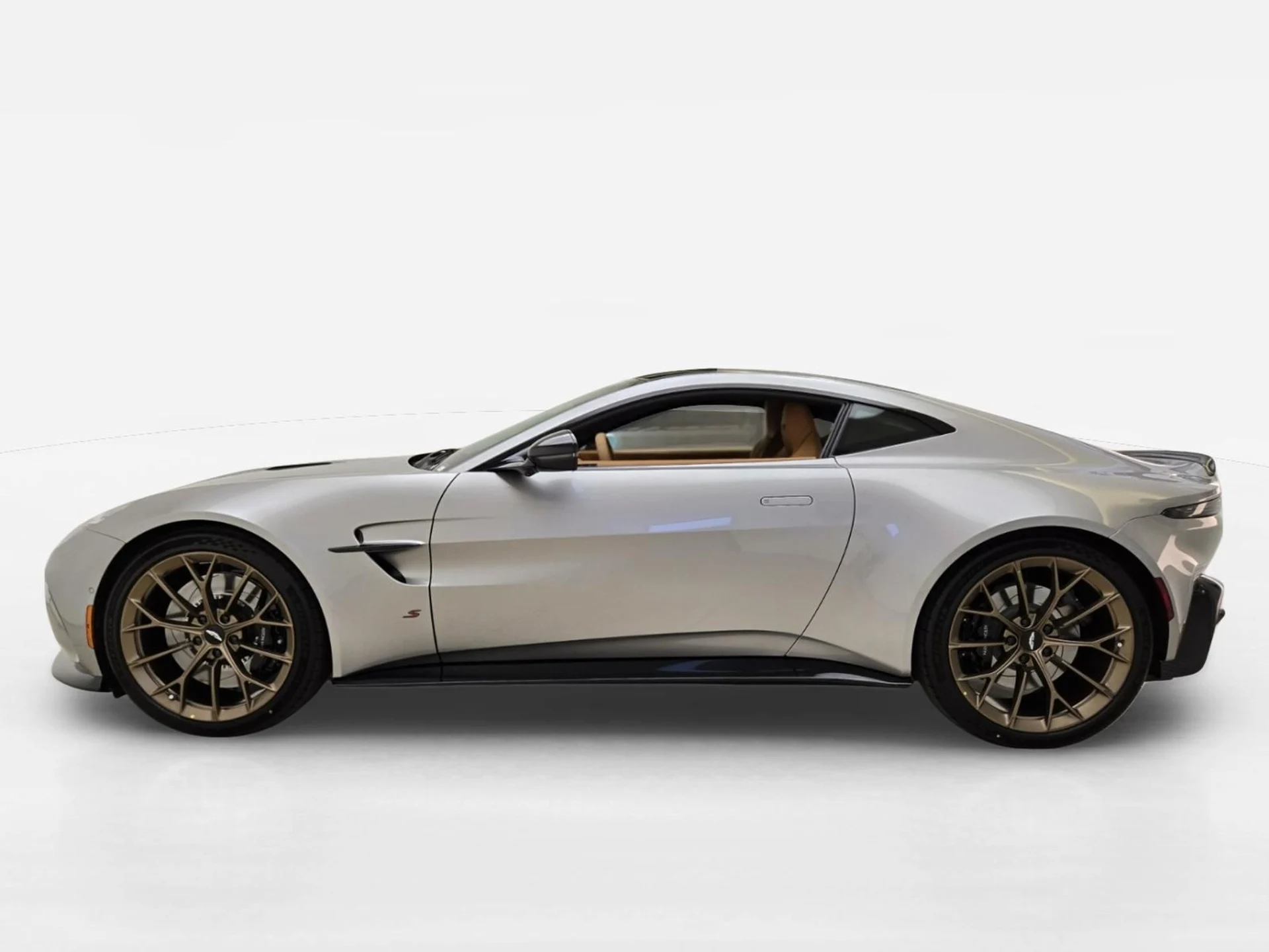 mph011_201920599_New_2026_Aston_Martin_Vantage_S_1781673519_486333390f