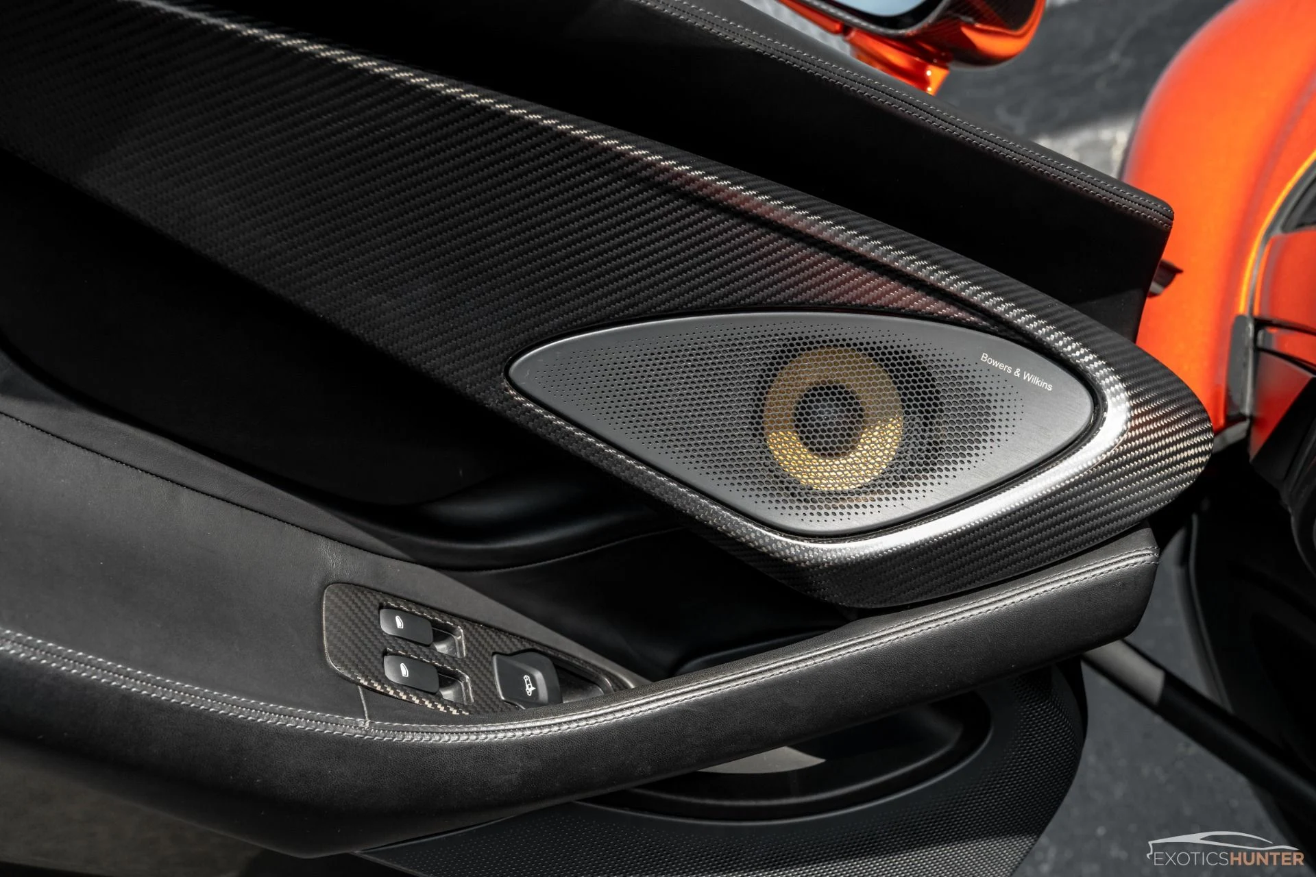 mph011_2026426307_Used_2018_Mc_Laren_570_S_Spider_w_Tons_of_Carbon_Luxury_Pack_Front_Lift_Volcano_Orange_1726586789_ee41919358
