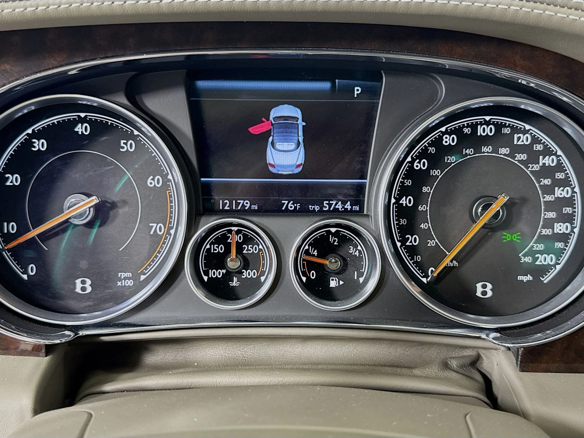 mph011_2028580584_ad8fb9d5935debbc7813db4873a12943x_04f5d4c8b0