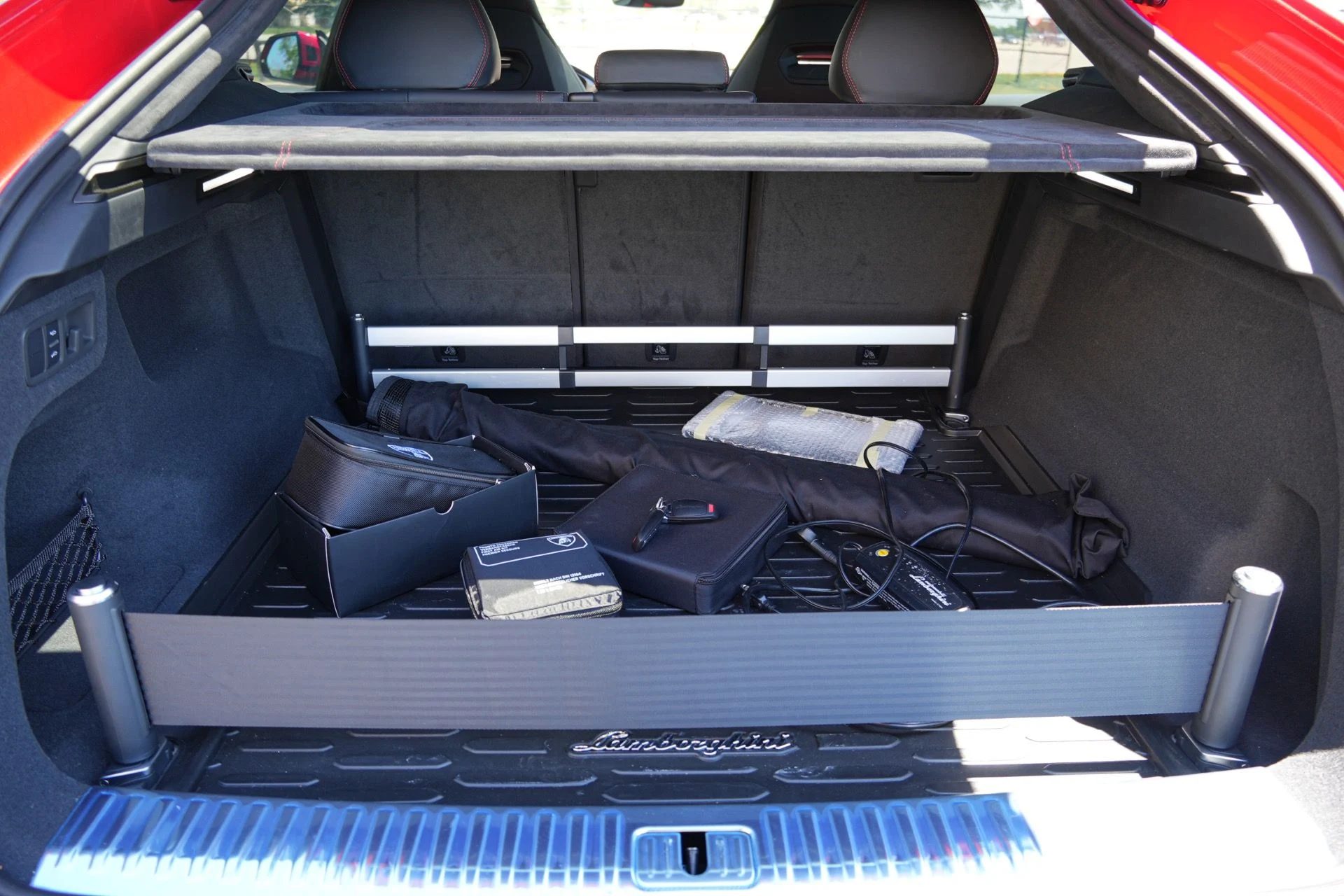 mph011_2032697517_Used_2019_Lamborghini_Urus_1781893095_7453748517