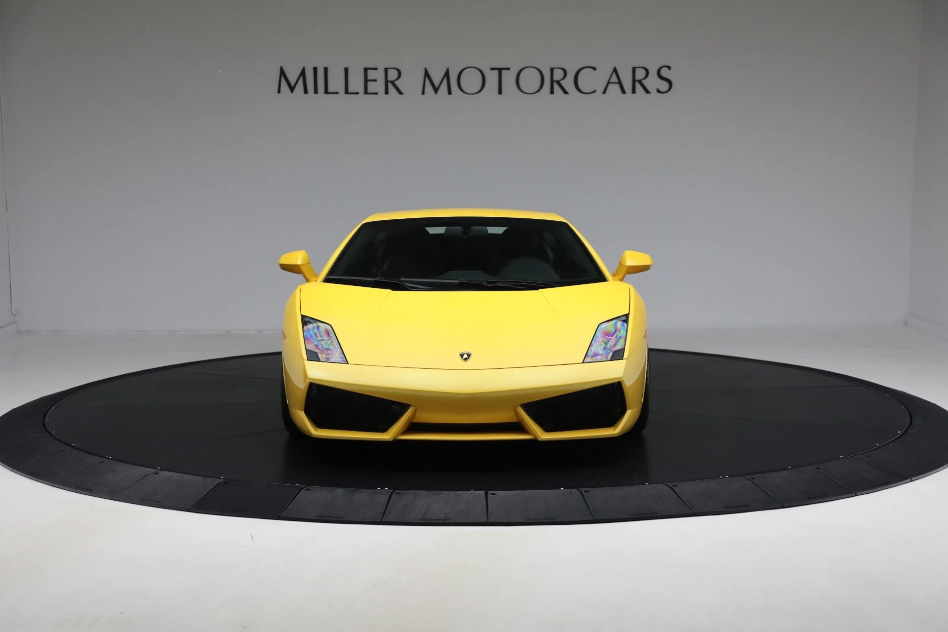 mph011_2033110336_Used_2011_Lamborghini_Gallardo_LP_550_2_05f3aec4c0