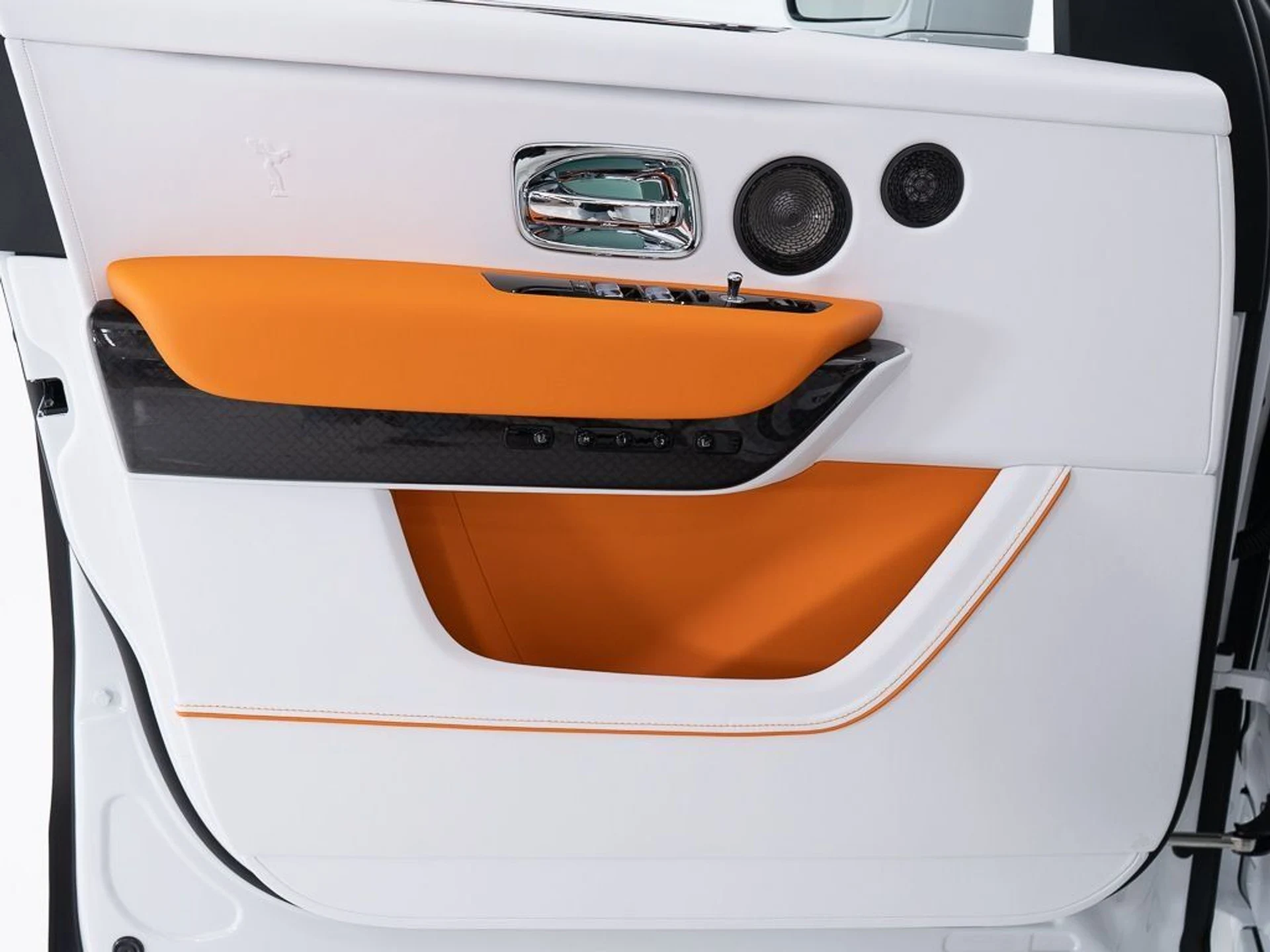 mph011_2039560813_e697934e09435a87139e4e740a8ffe83_be9bf57382