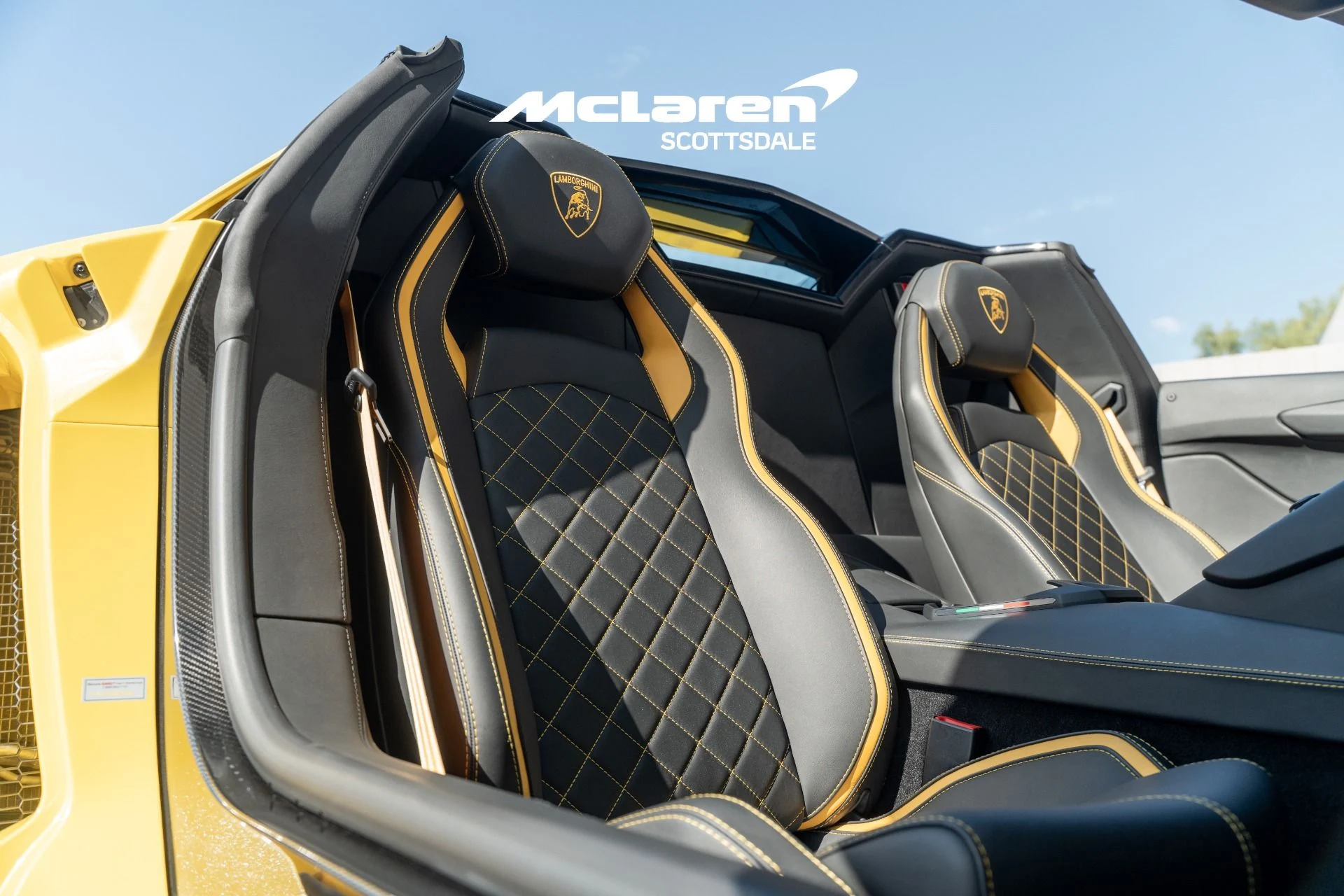 mph011_2045037774_Used_2019_LAMBORGHINI_AVENTADOR_1788542104_a9771dc7e8