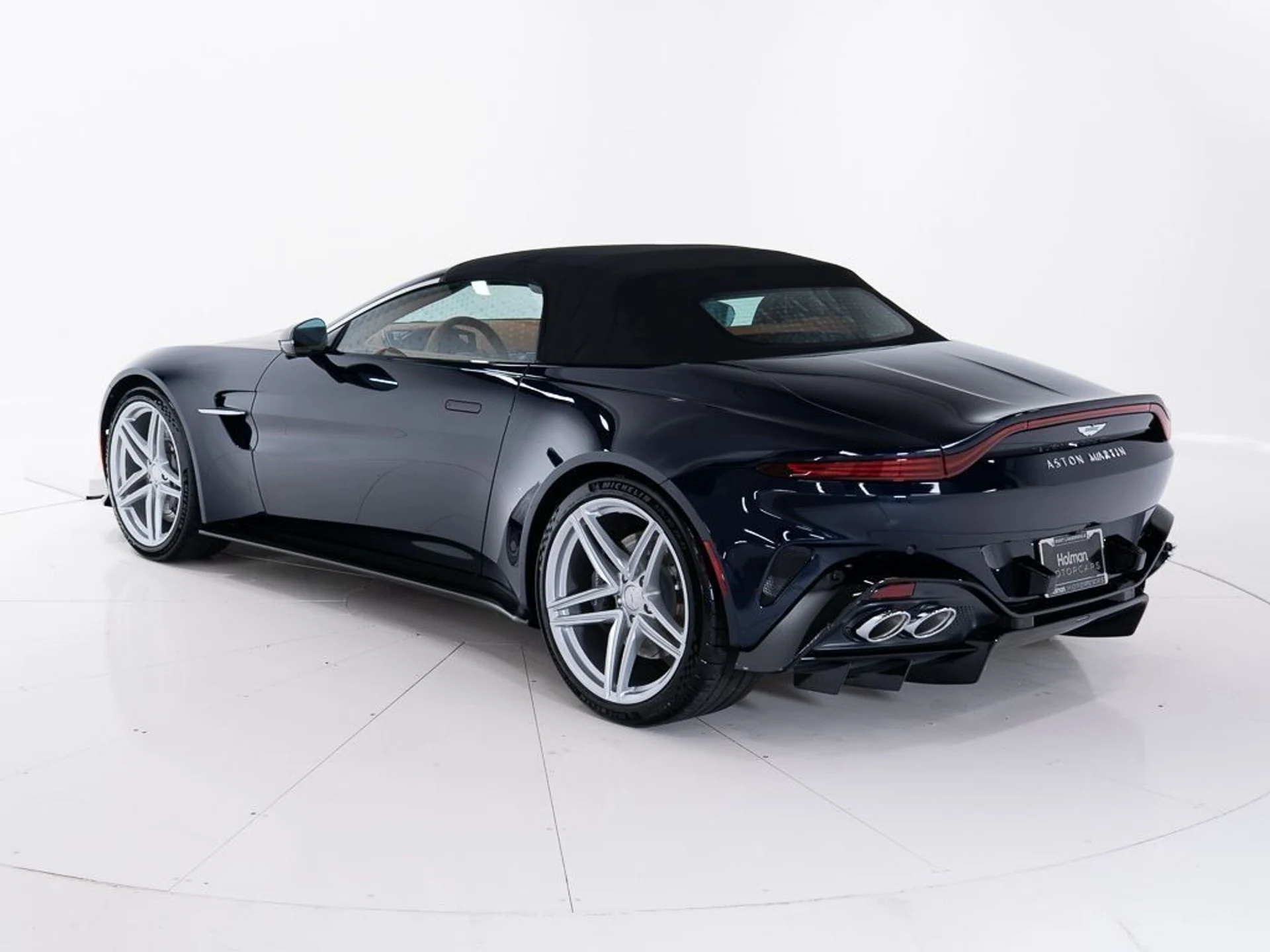 mph011_2066662259_52ae7ff565f1b232ae57493ac868c126_b803be6c63