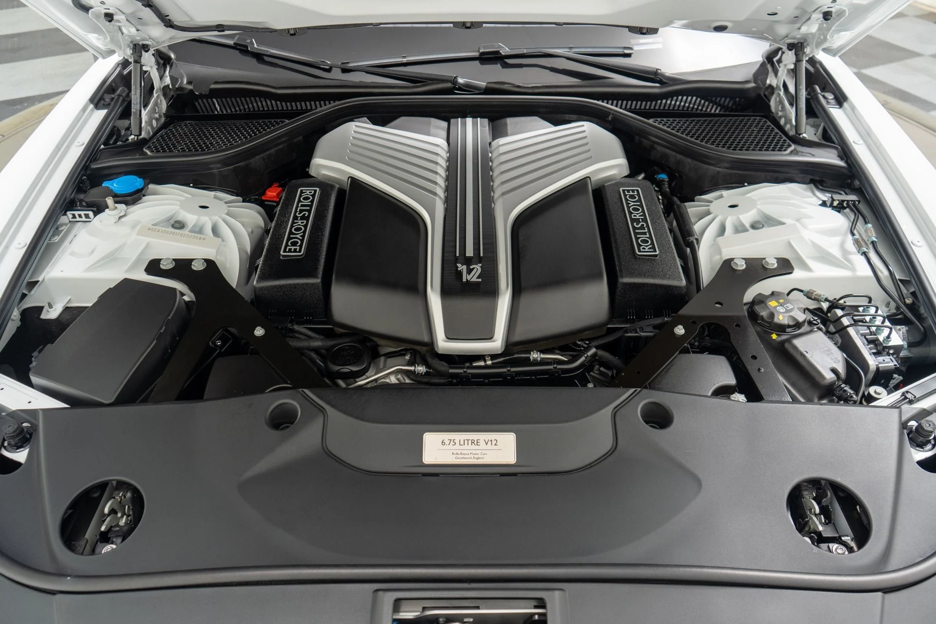 mph011_2068953058_Used_2026_Rolls_Royce_Ghost_Two_Tone_Interior_Low_Miles_1781640354_233b2247db
