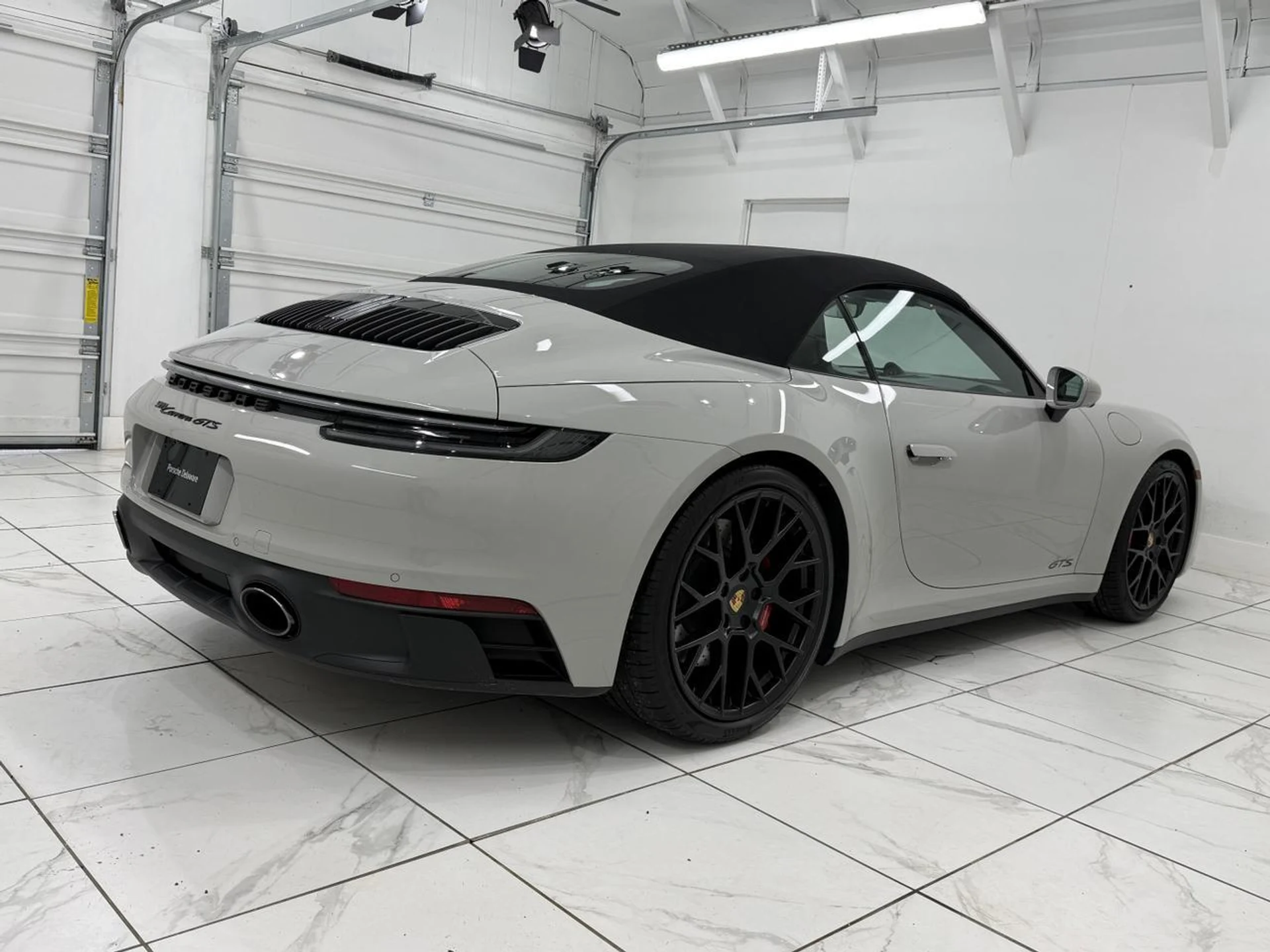 mph011_206959706_955d504afbeb250b9f6a72049ccd9038_5f8f1456aa