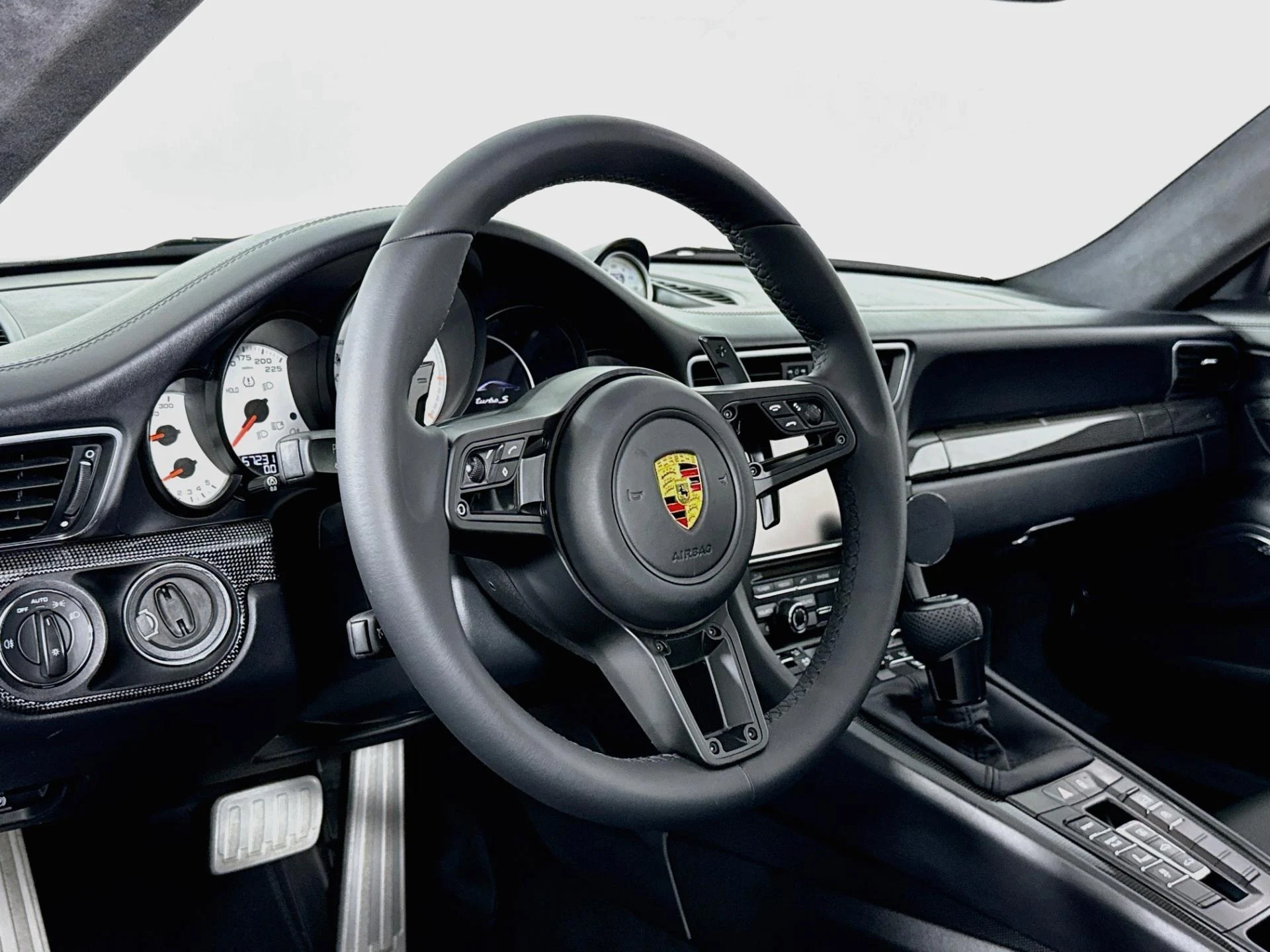 mph011_2072395571_Used_2014_Porsche_911_Turbo_S_1791570329_e93d7c53cc