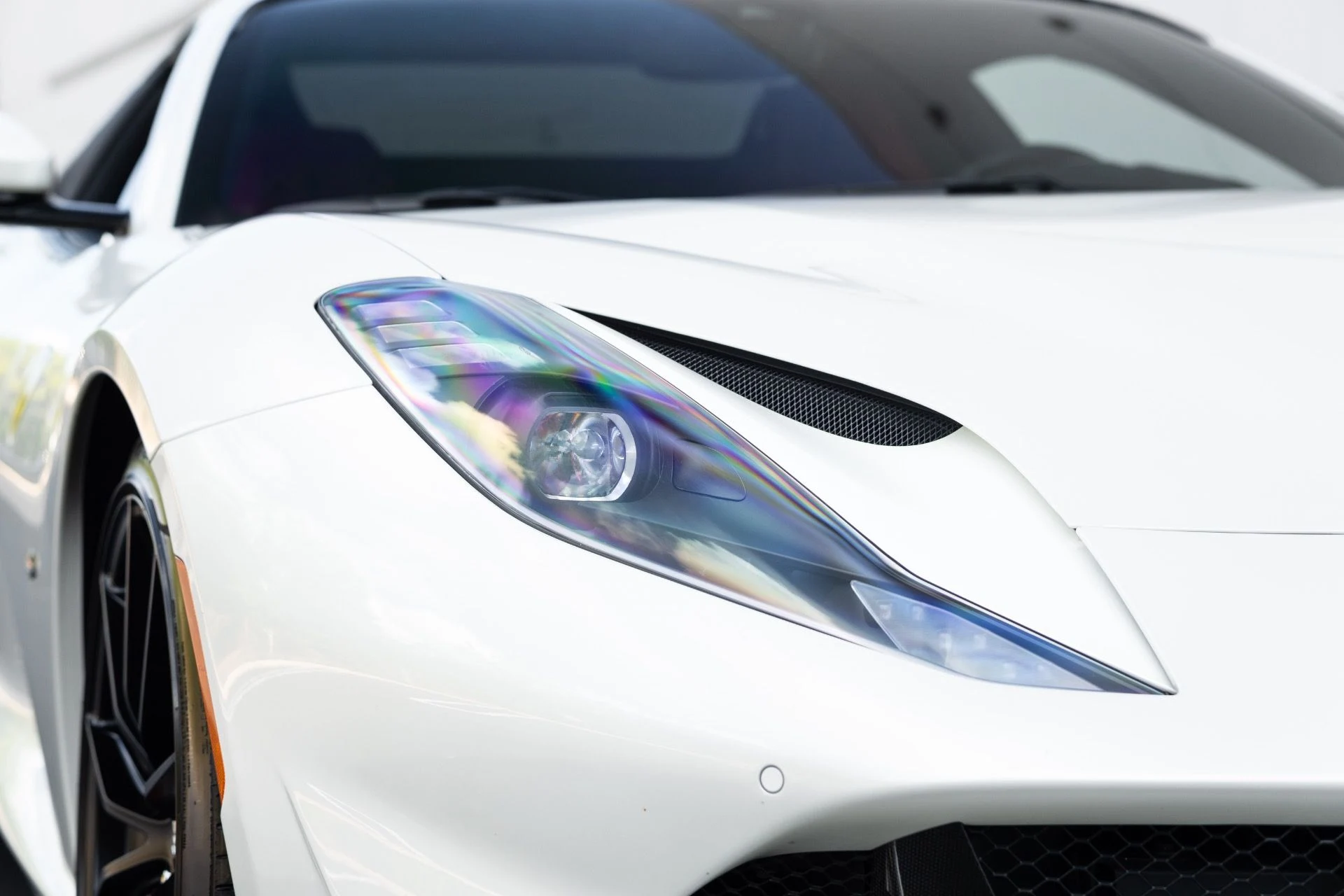 mph011_2081636466_Used_2021_Ferrari_812_GTS_1770760460_cc5d4dd5f0