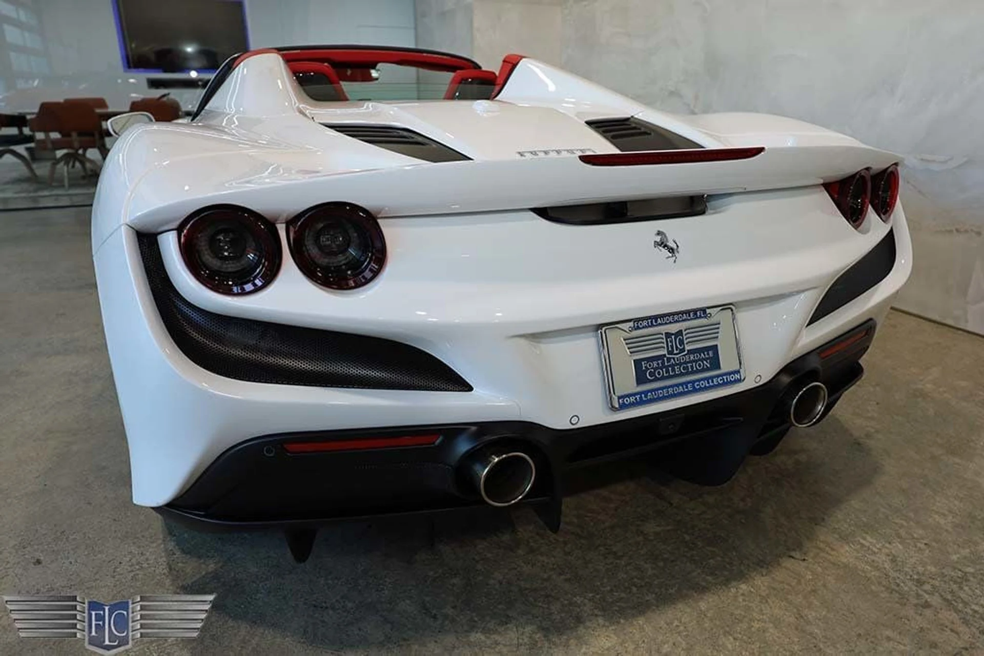 mph011_2082889096_used_2023_ferrari_f8_spider_convertible_9689_22983772_12_1024_e30a7758c5