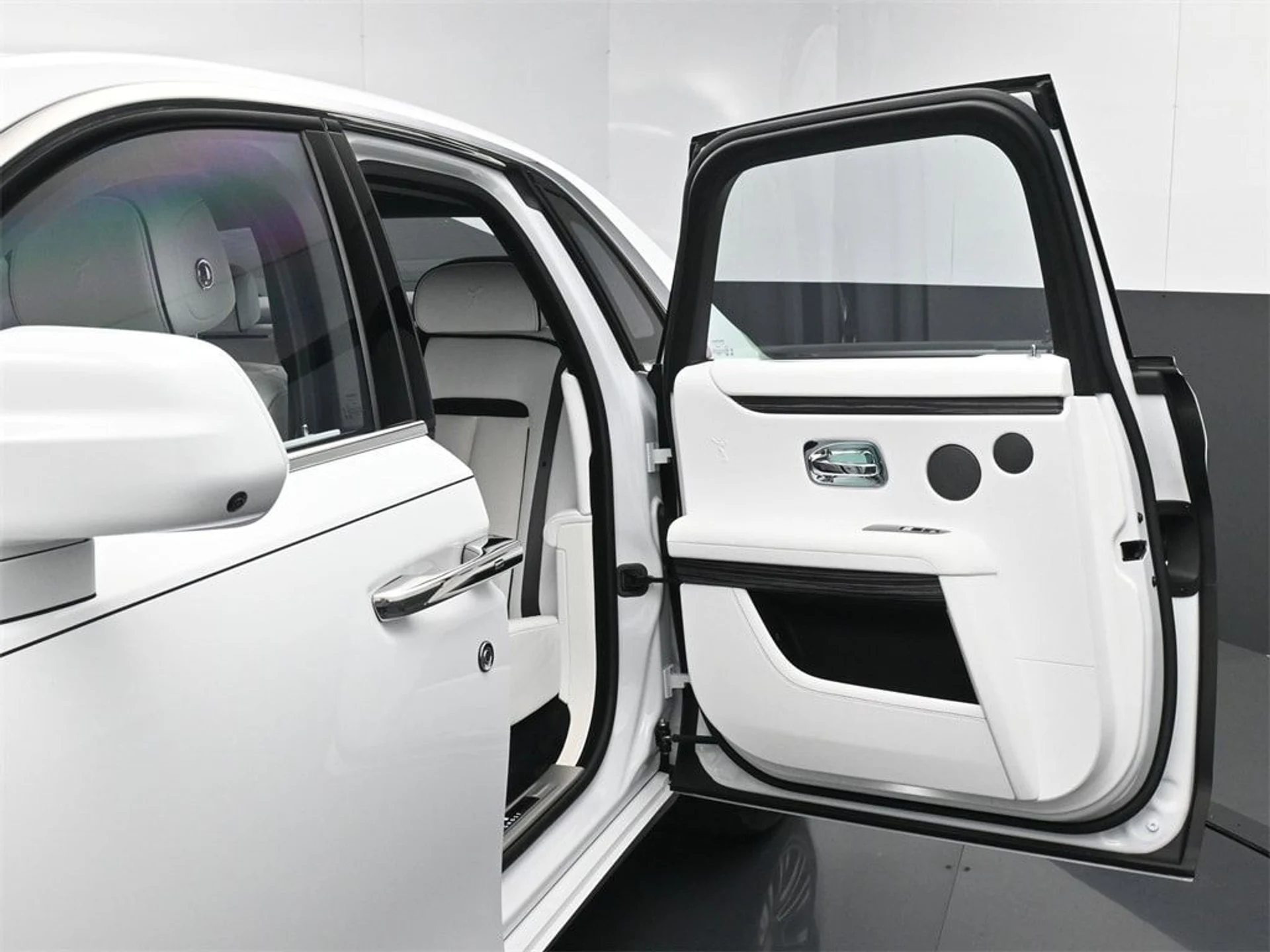 mph011_2093223712_704aea68df66083cfca0409b5c8b0821x_02222ff7d0