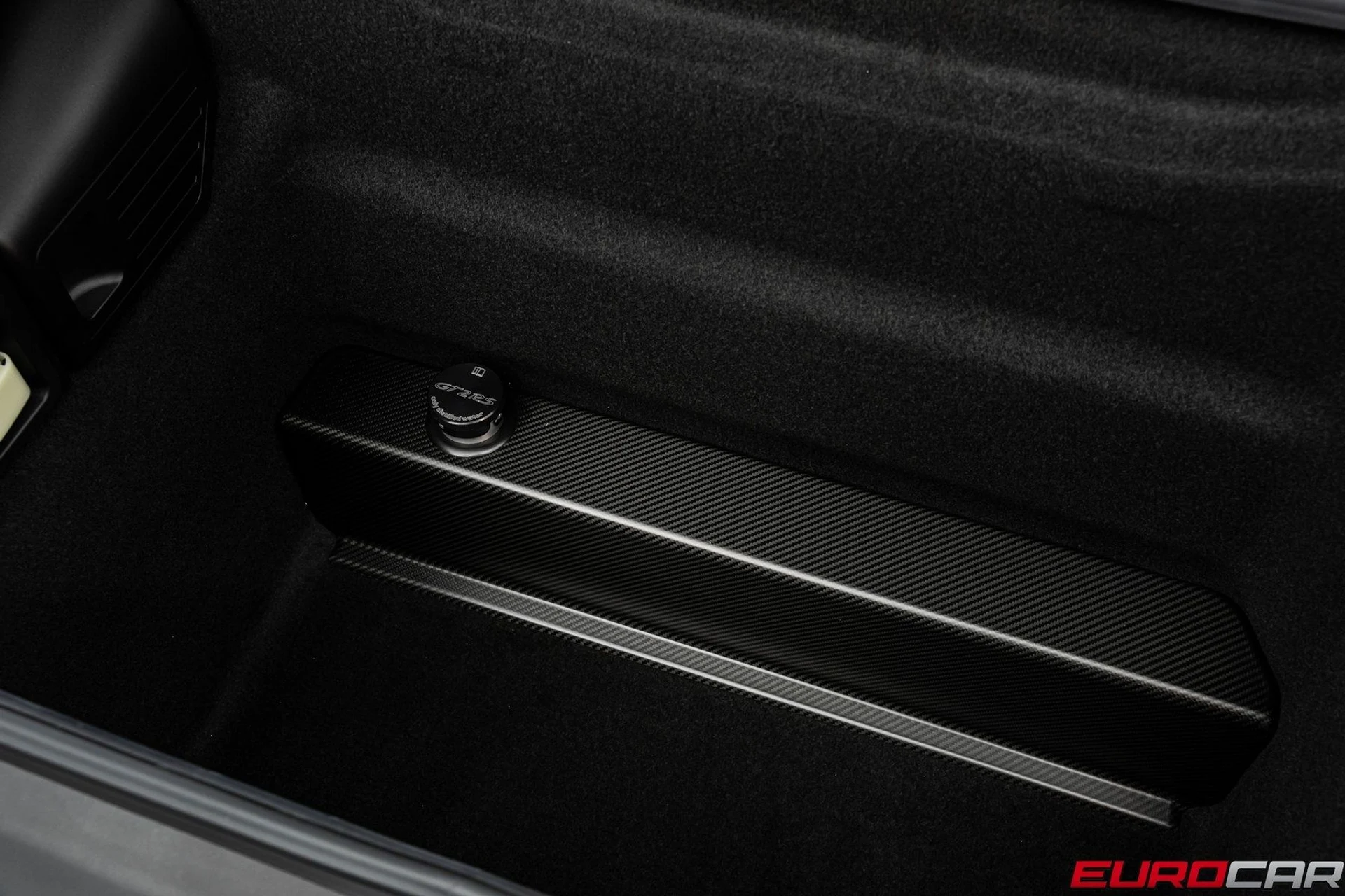 mph011_2096006650_image_12_852c5f94b0