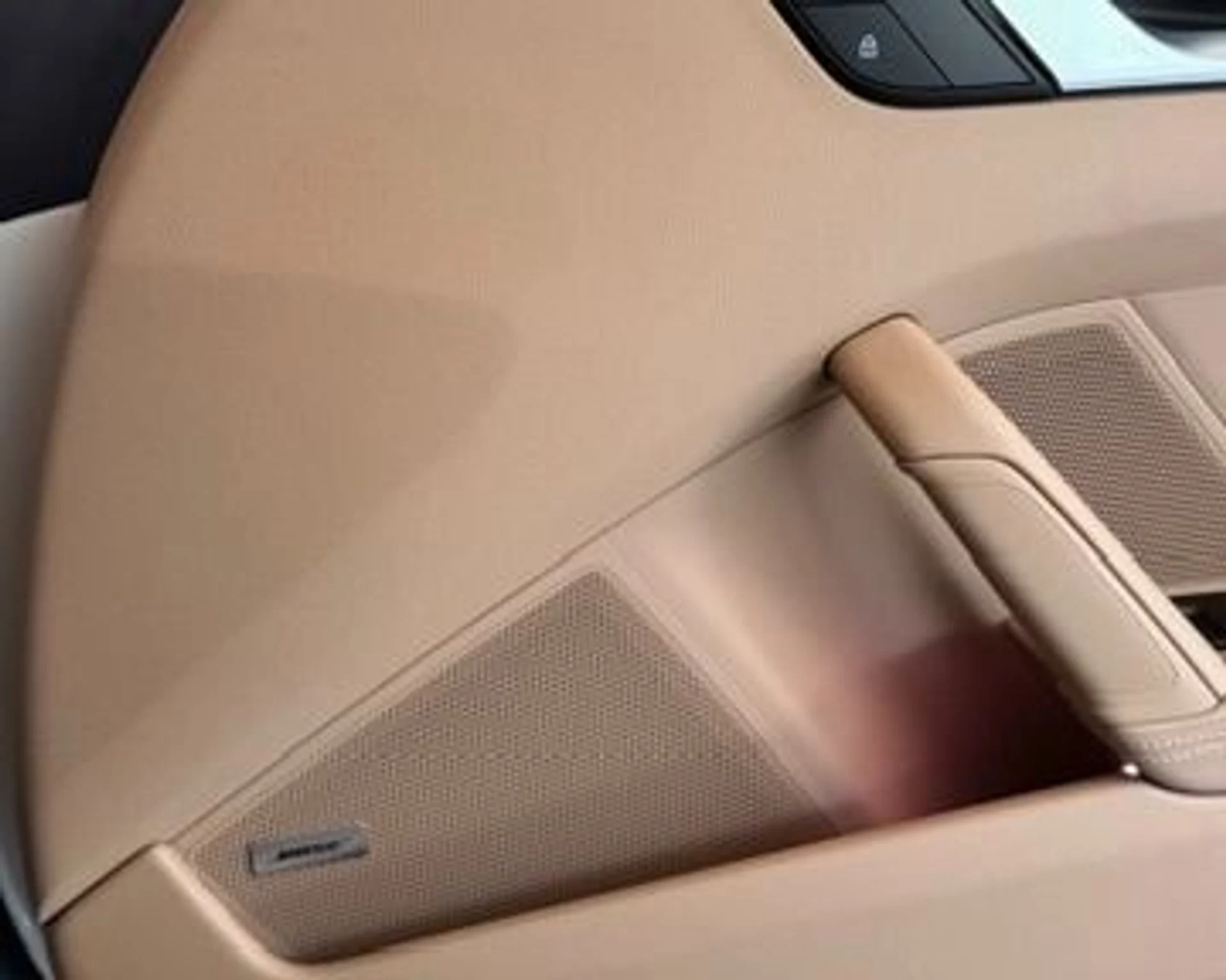 mph011_209698833_Used_2022_Porsche_911_Carrera_1767118243_250e1e048f