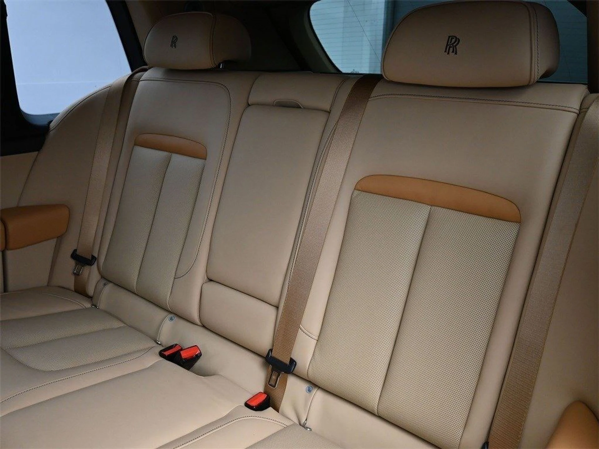 mph011_2098669854_702874946c496b07f7054c5500bcd2efx_0ed665fc46