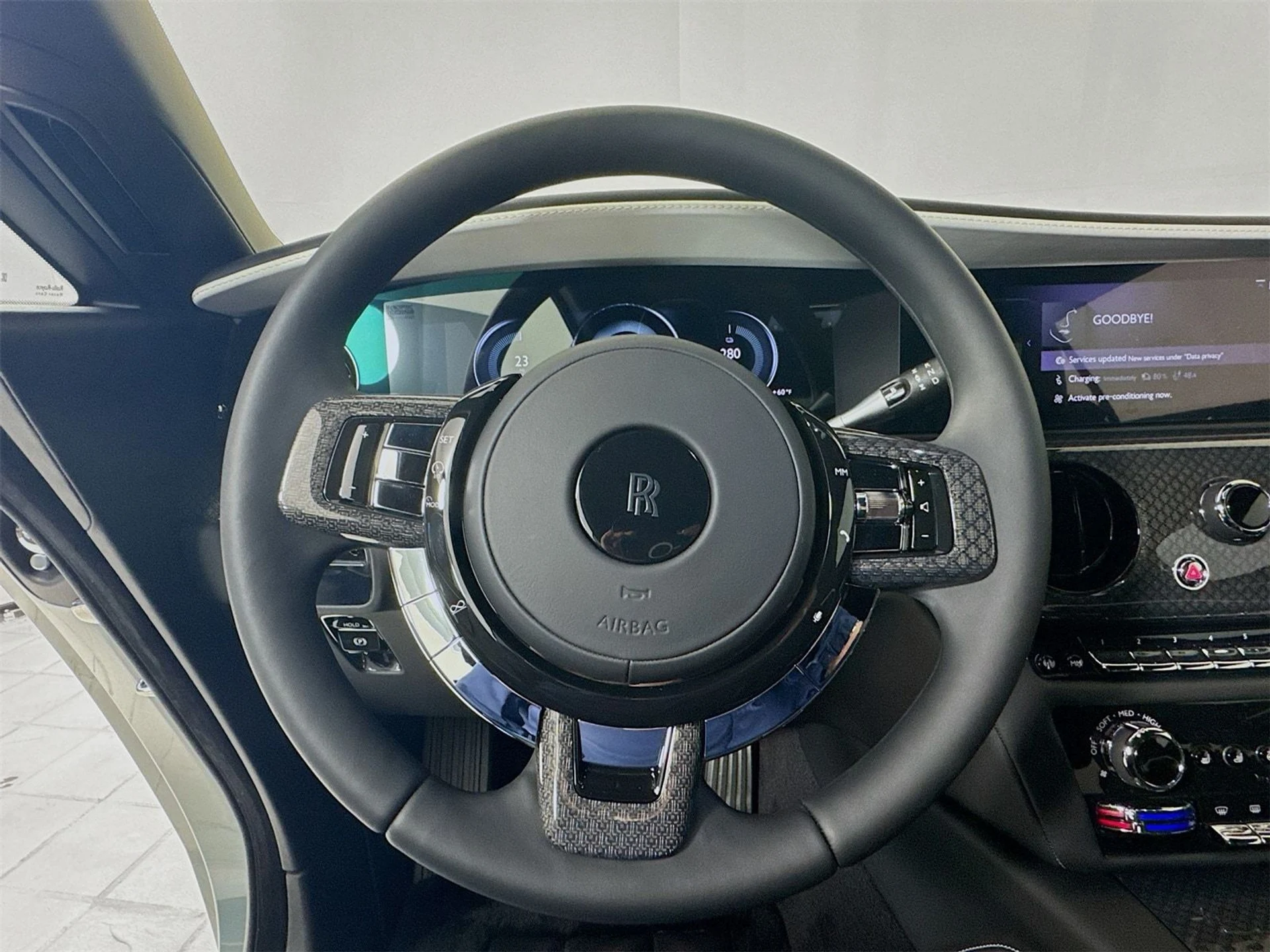 mph011_210128831_c97ff2dec705c7e906b40f3868245840x_865558e935