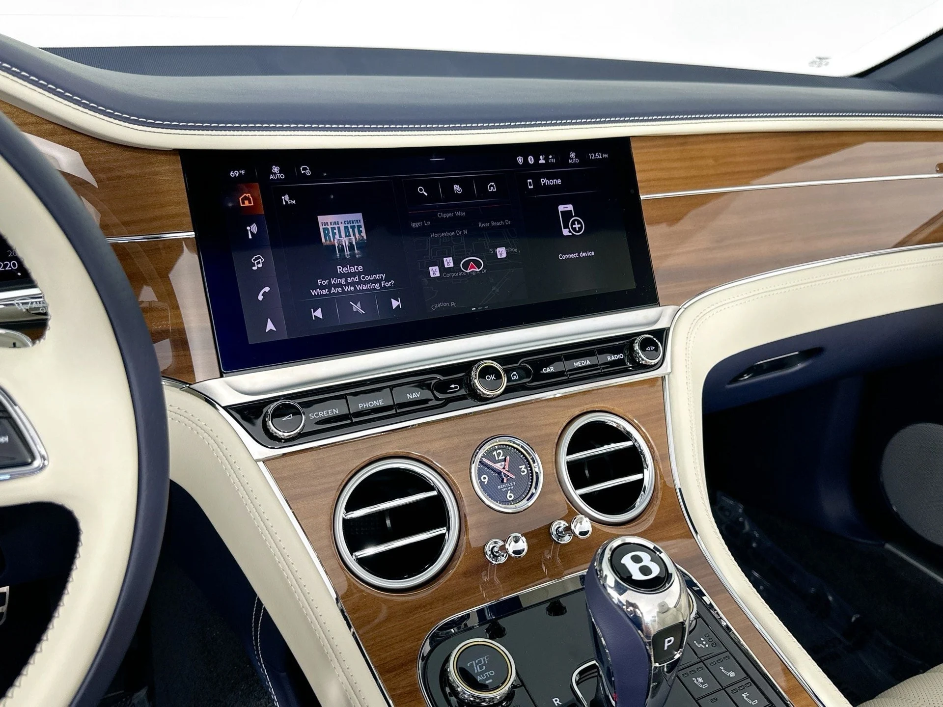 mph011_2104594964_12_a96246751b