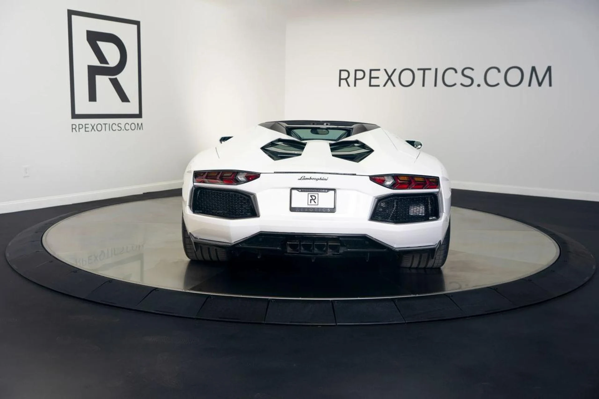 mph011_2108952420_bcd058f14ee8800b2fba00286f8390ea_7bf70e426d