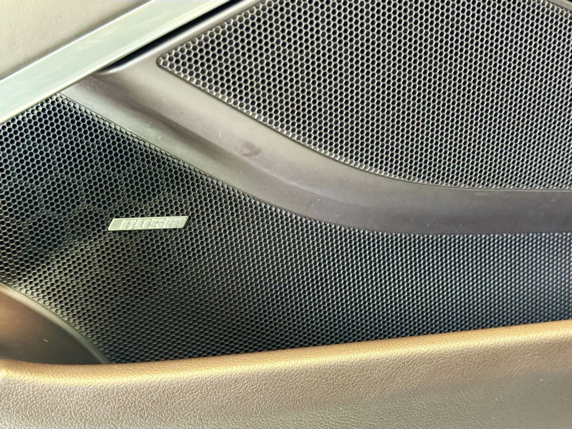 mph011_2111305965_caa83ebbd4992fa7a85bdcf83c53171d_94a9073d57