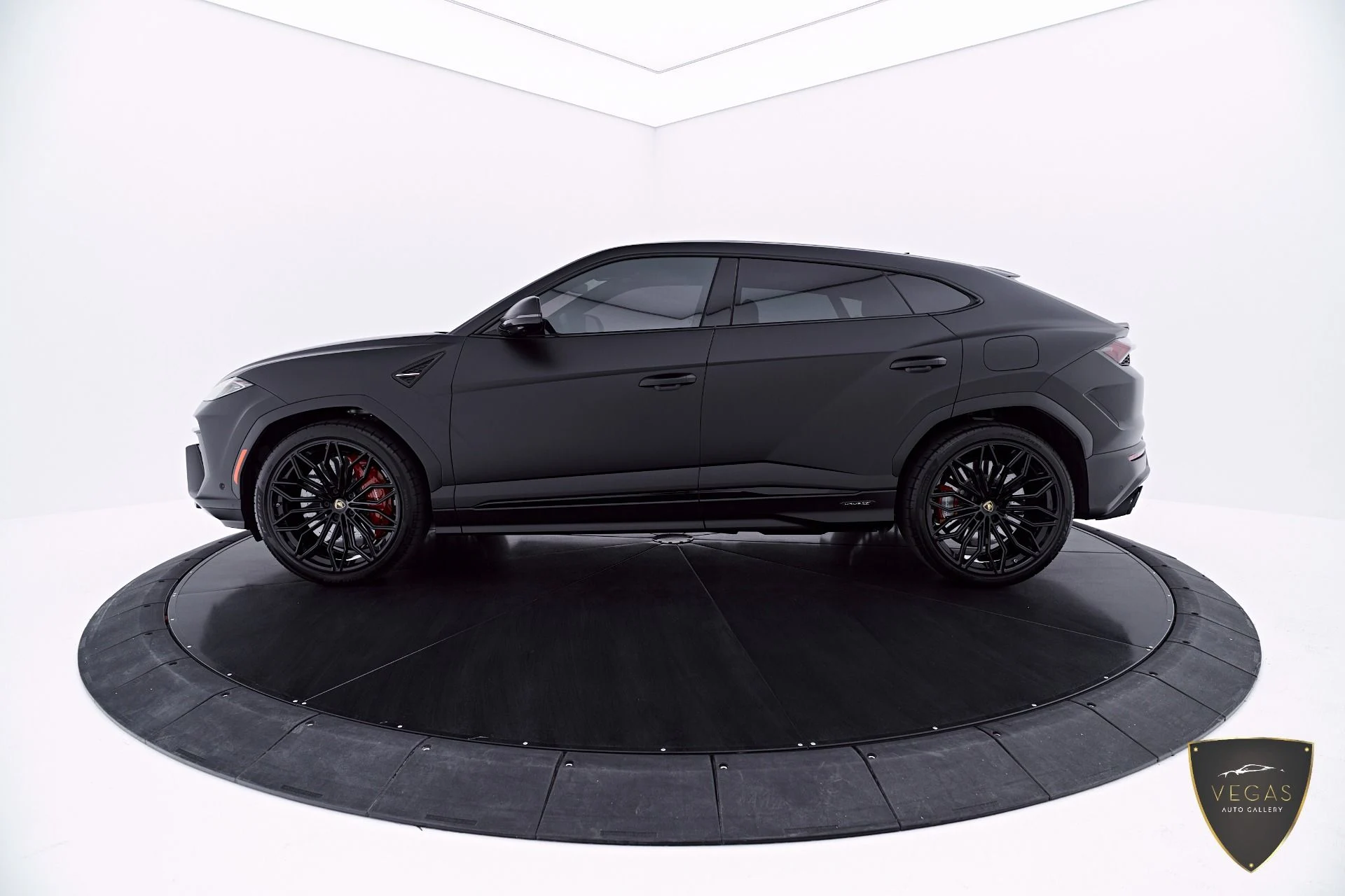 mph011_2116108382_Used_2026_Lamborghini_Urus_SE_1782163526_28faafcbfc