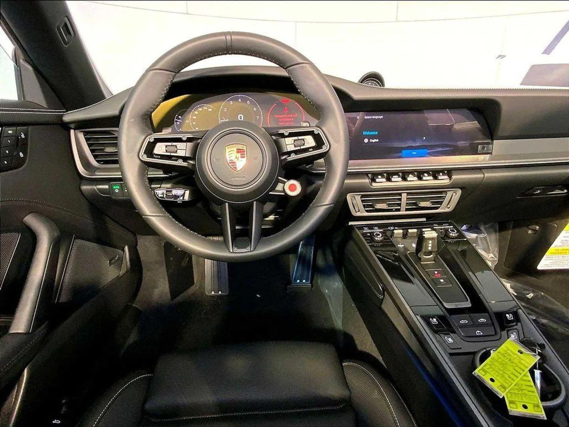 mph011_2120361040_z_Pki4_Ap_Mlx8gze_5_F_zw9_Z_Eik_Wo_429a5c2828