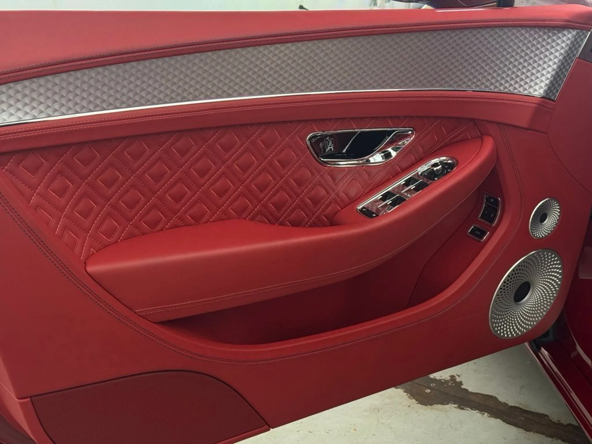 mph011_2127490880_syw7vlbcebj55p1hho8c8pxey133_6cd69dbf8e