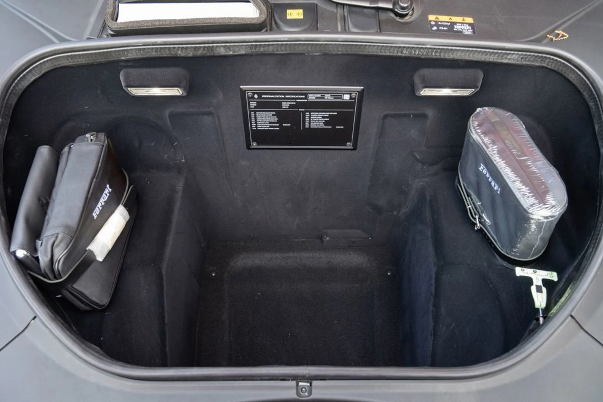 mph011_212945554_7b919554c6804441bc4bc64fbec55b9c_86ccbc0b91