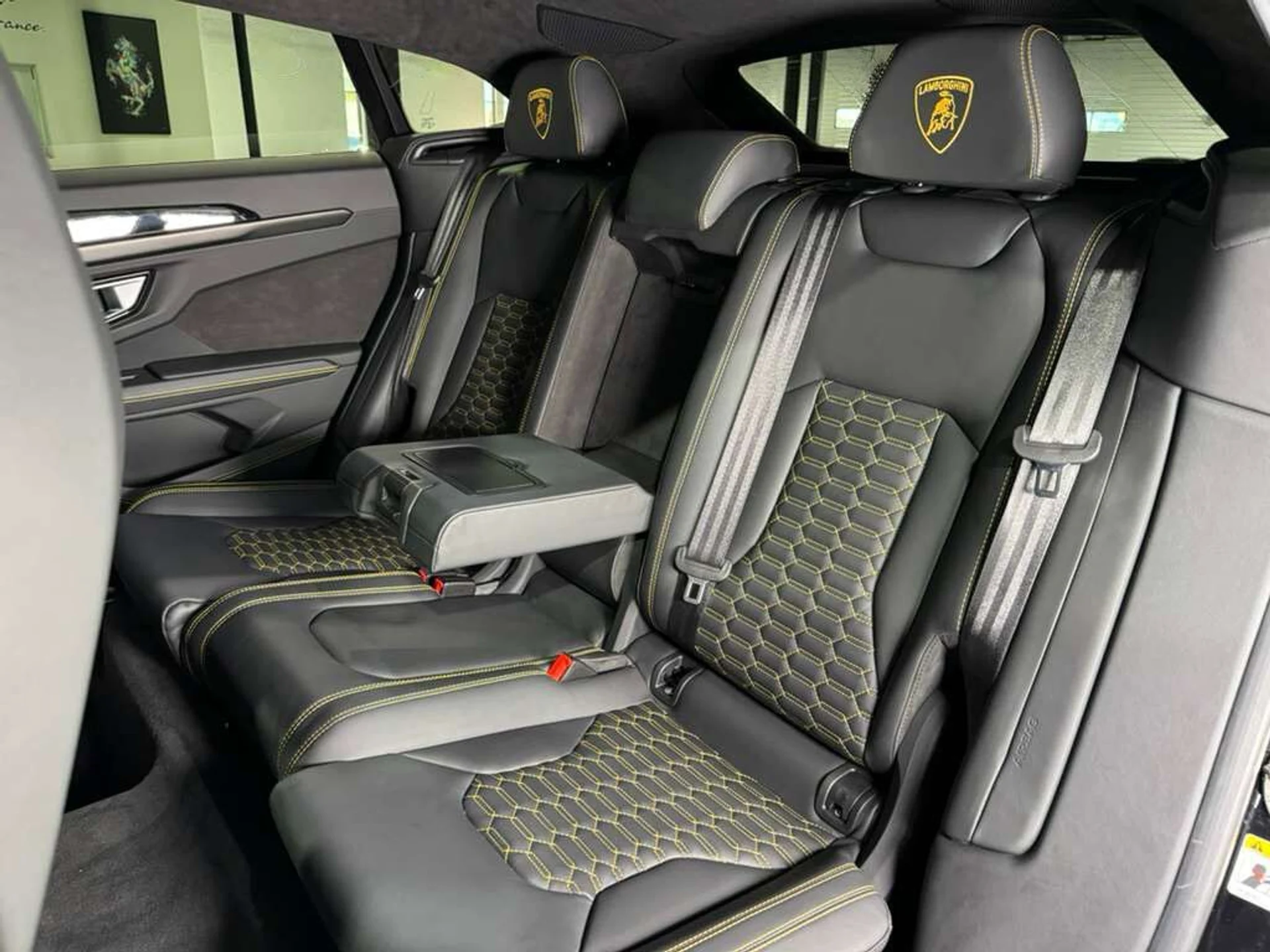 mph011_2134681093_9fc156b82bac3a8006eeaec3fbc177c9_0e63e82990