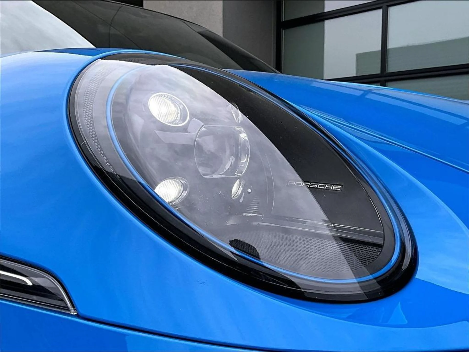 mph011_2139671587_t_3r_Ce0m0g_M_Mnhtt_C_Jy0_XMS_1_B_Bs_52ab9dab34