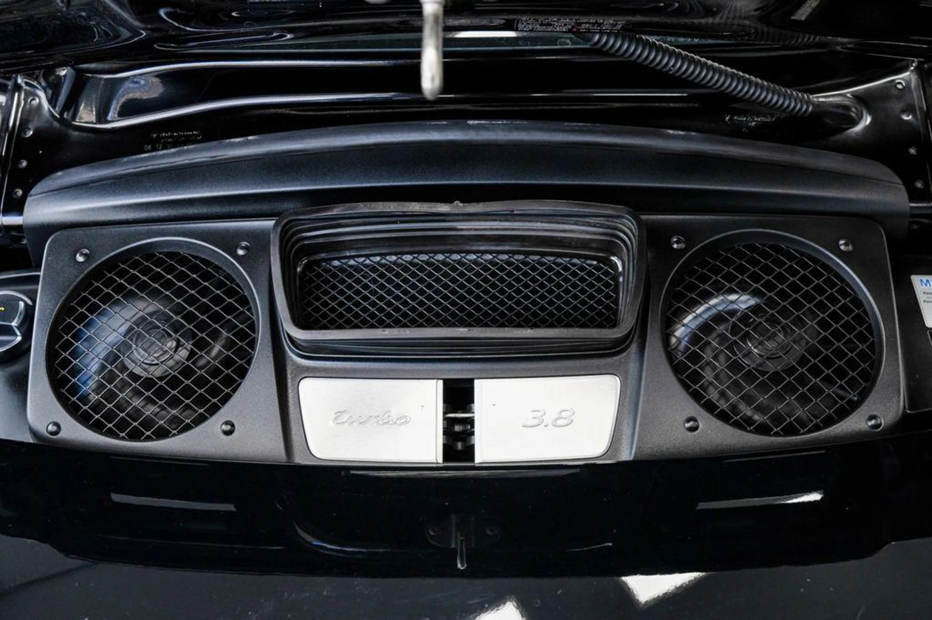 mph011_2141167550_B92_I4cyw_TLDA_Su3_EXH_2n_Tn7_B_Gv_M_e38e1c1606