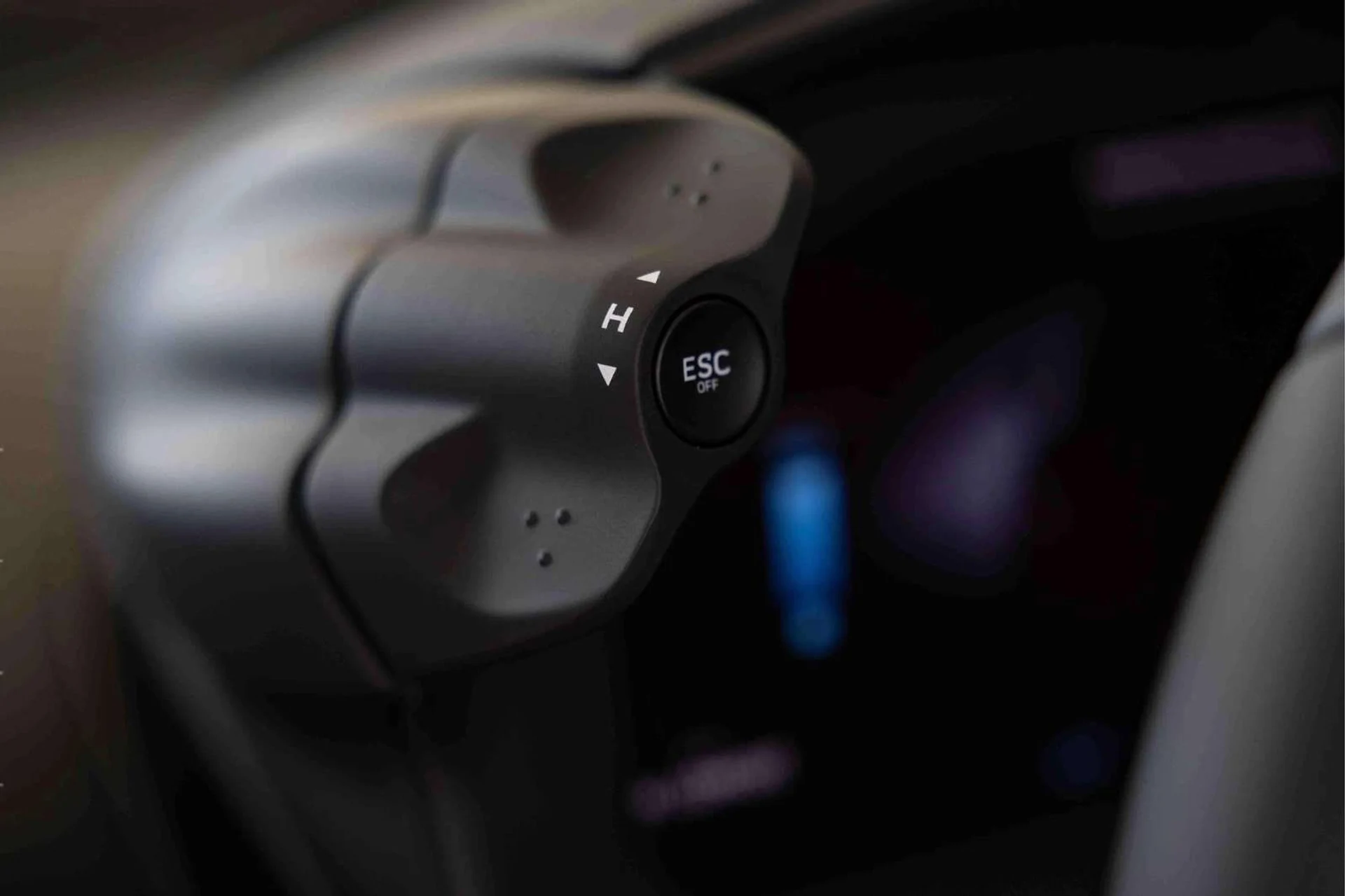 mph011_2141223563_image_12_9f67437f14