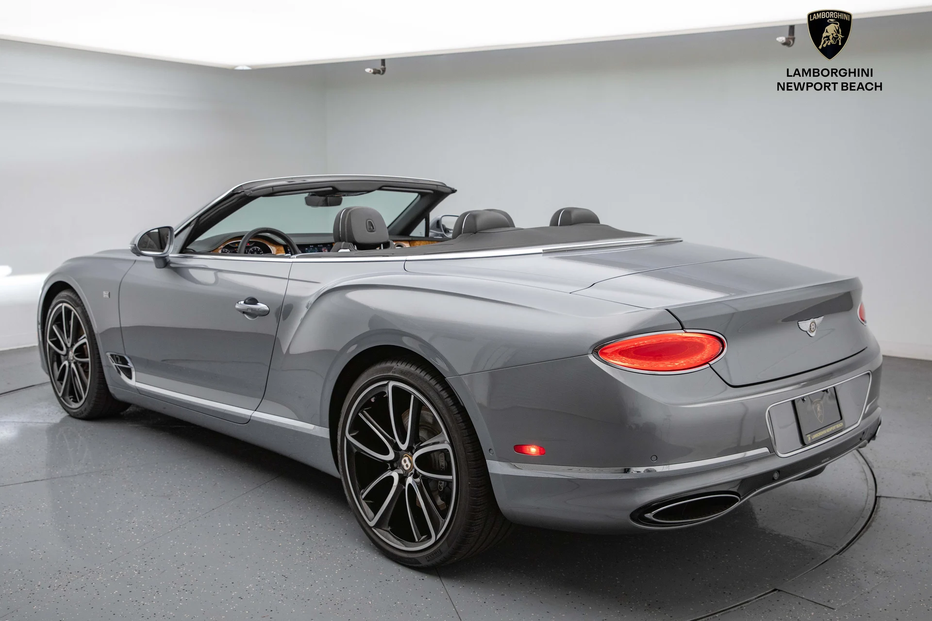 mph011_2149753889_58b36668bfe40f6fe2a1b04f6e8a6672_e9192a2107