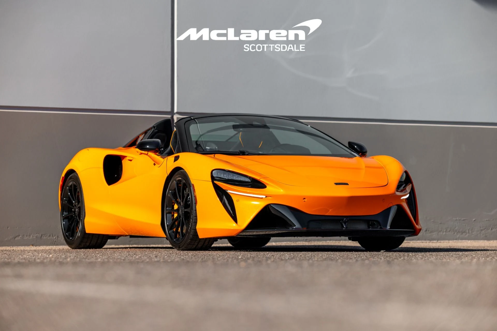 mph011_2150864040_Used_2025_MCLAREN_ARTURA_1724732382_bbb200fdd5