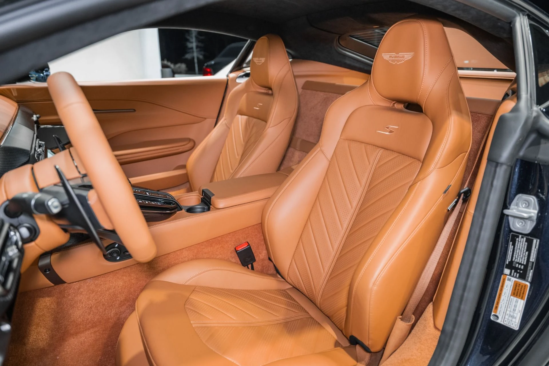 mph011_2150906337_New_2026_Aston_Martin_Vantage_S_Coupe_1767379959_0ff5e0f5f5