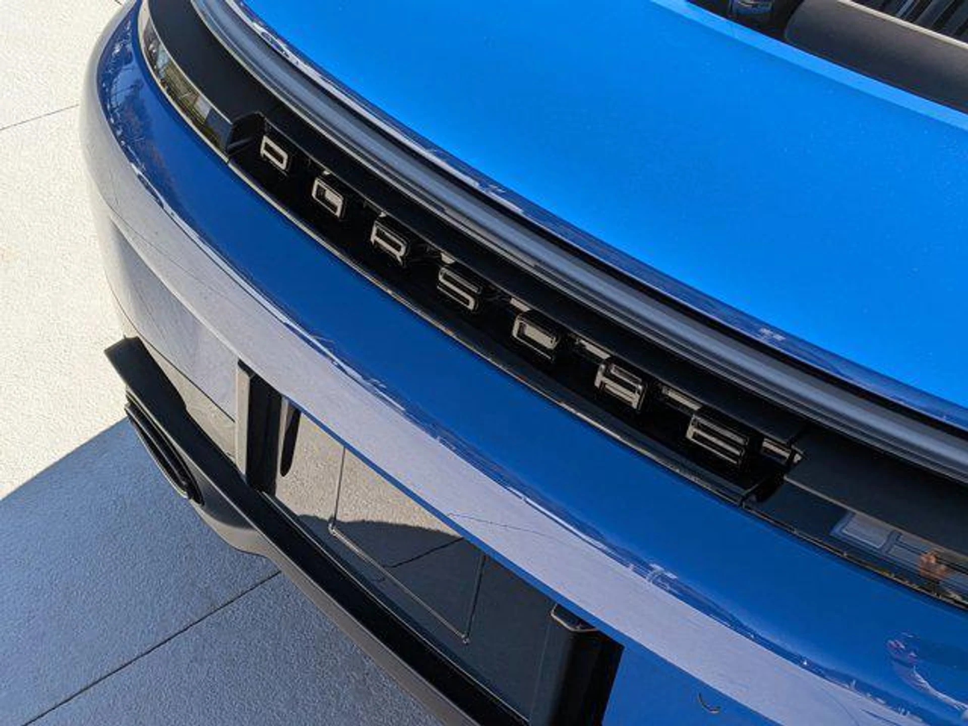 mph011_215240740_Ev_R9y_uyd_A_Mm_Si_E4l_BJ_Th_RF_Ki_TM_76d399c250