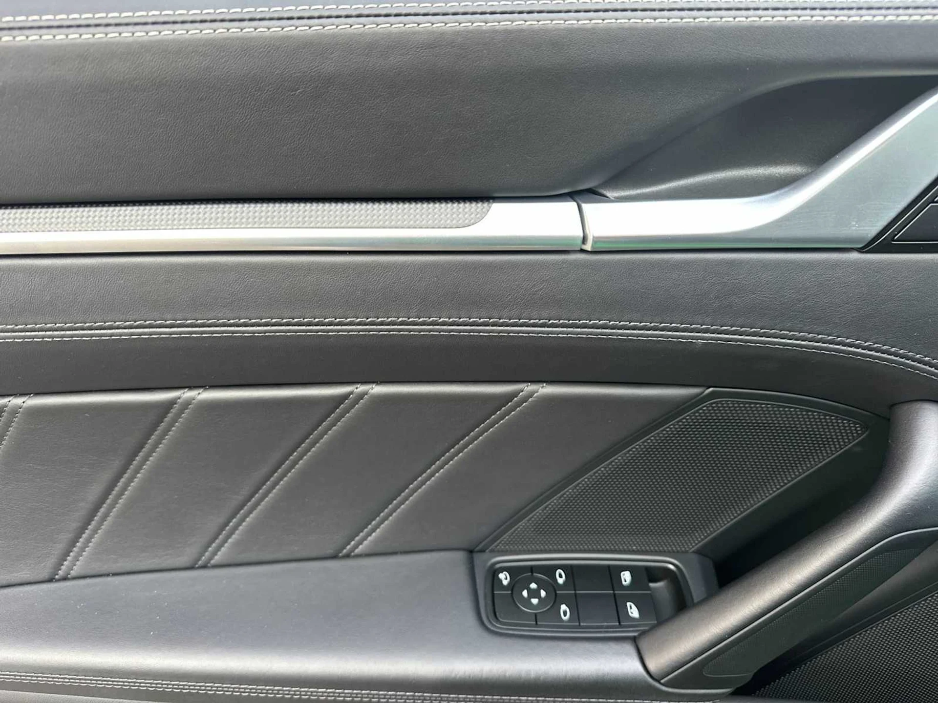 mph011_215424648_6af37adf2462156ff55a3bbc73f971e4x_3f335f37df