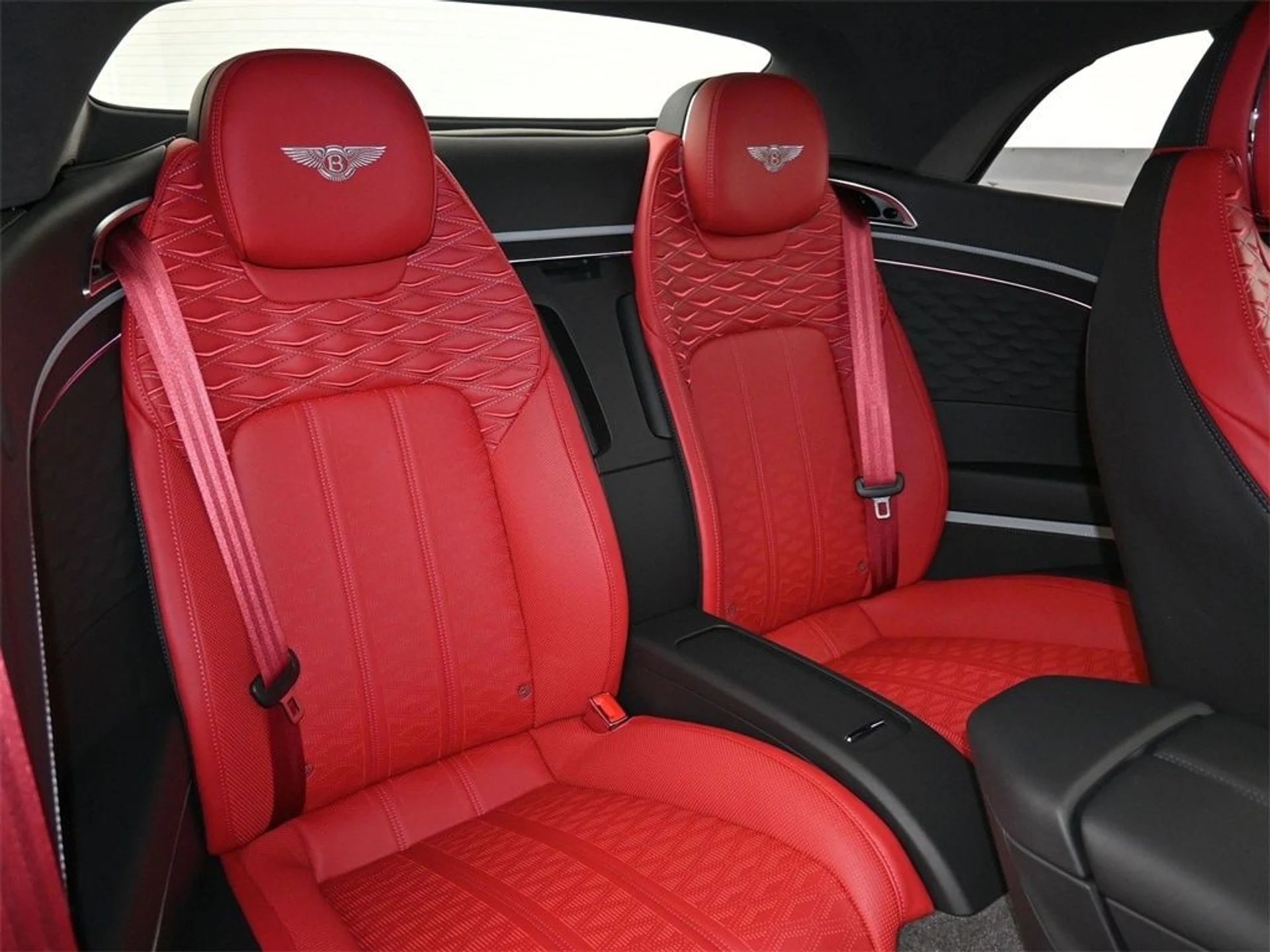 mph011_2154275889_0a4bfd8618440891f47d9facad2dce6ex_5d0c300c23