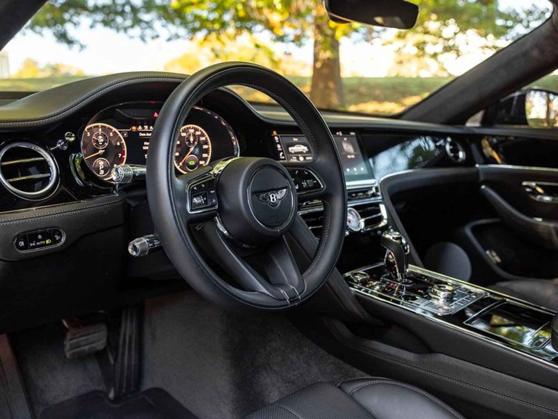 mph011_2156302708_34788849_06273_2021_bentley_flying_spur_012_2ad7157d51