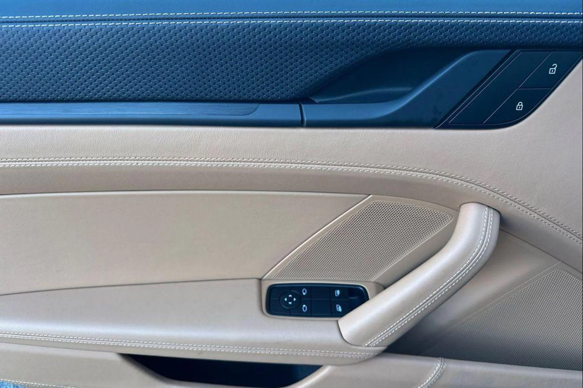 mph011_2178533489_Ena_D_Izw_Wlg_Nzlo_Q_Xc2jc_Typ6i_Q_15cd0b0d57