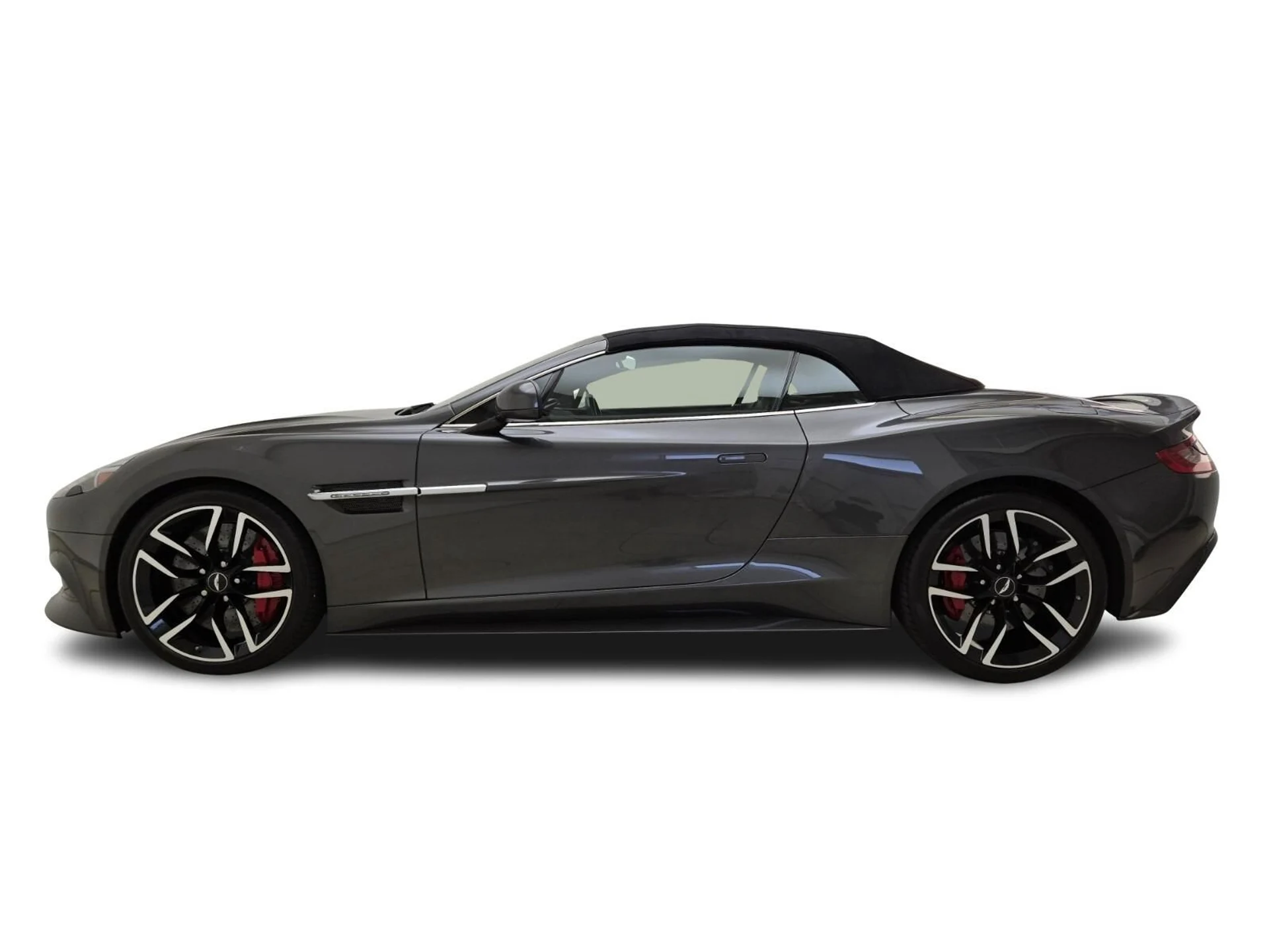 mph011_2180679611_Used_2015_Aston_Martin_Vanquish_Volante_1756882936_b7bab22abf