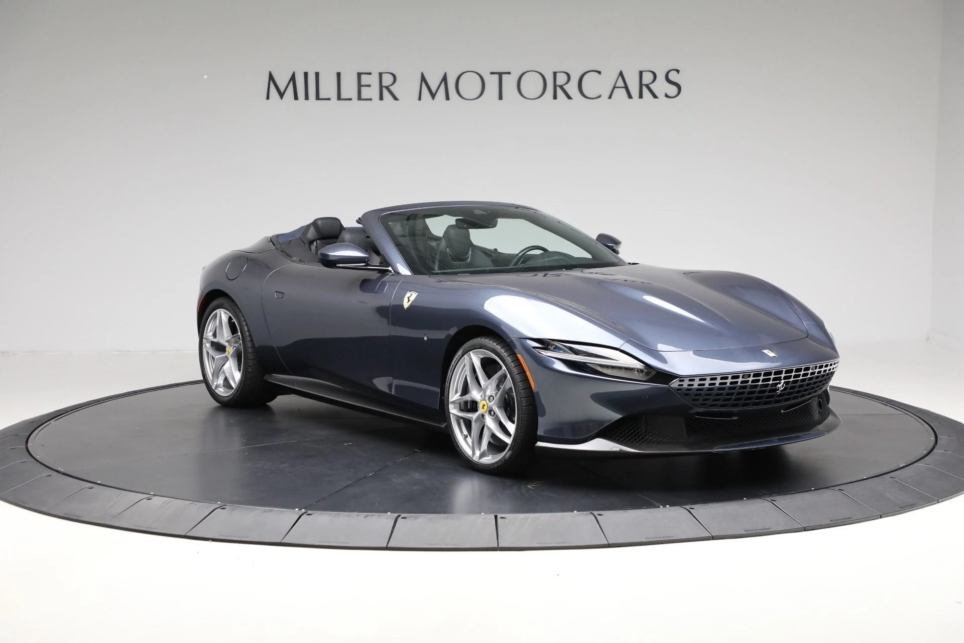 mph011_218427762_Used_2024_Ferrari_Roma_Spider_d8e045b963