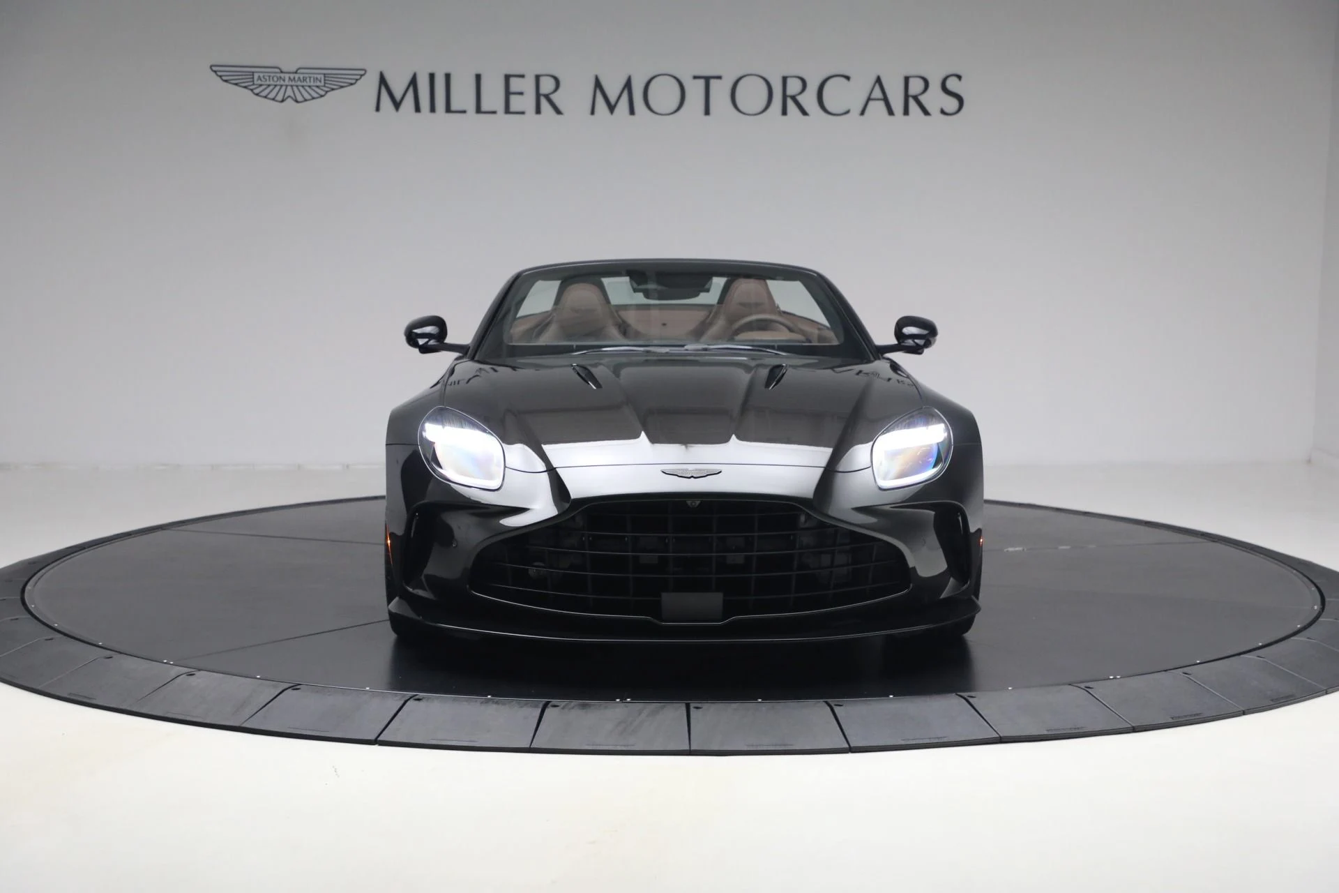 mph011_2187832031_New_2026_Aston_Martin_Vantage_S_Roadster_1787329518_1da8973656