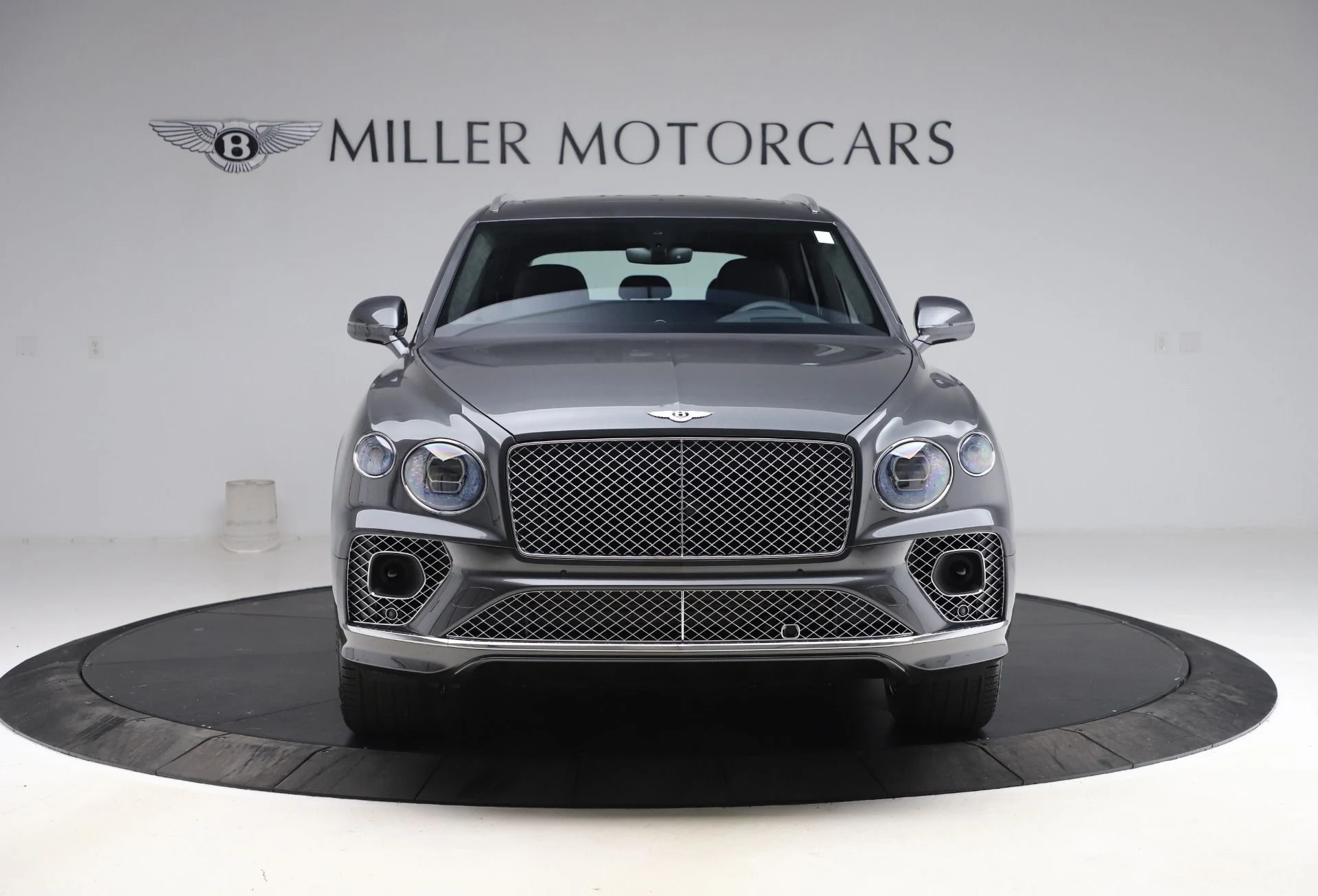 mph011_2194324112_Used_2021_Bentley_Bentayga_V8_1610148203_70bf06034d