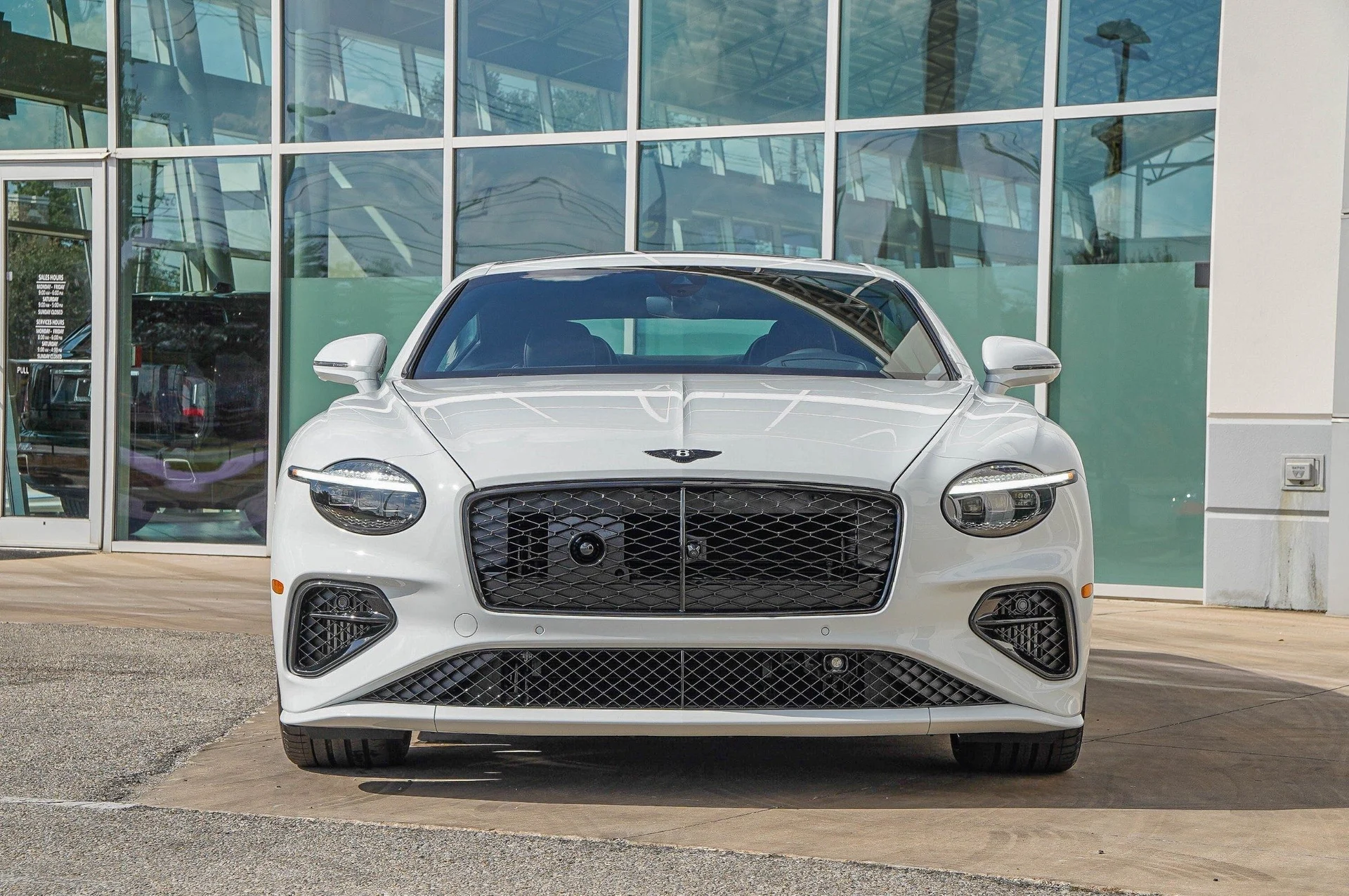 mph011_2197419065_Hi_Tech_Luxury_Imports_LLC_SCBCR_2_ZG_8_TC_024812_image_11_8789272e4b