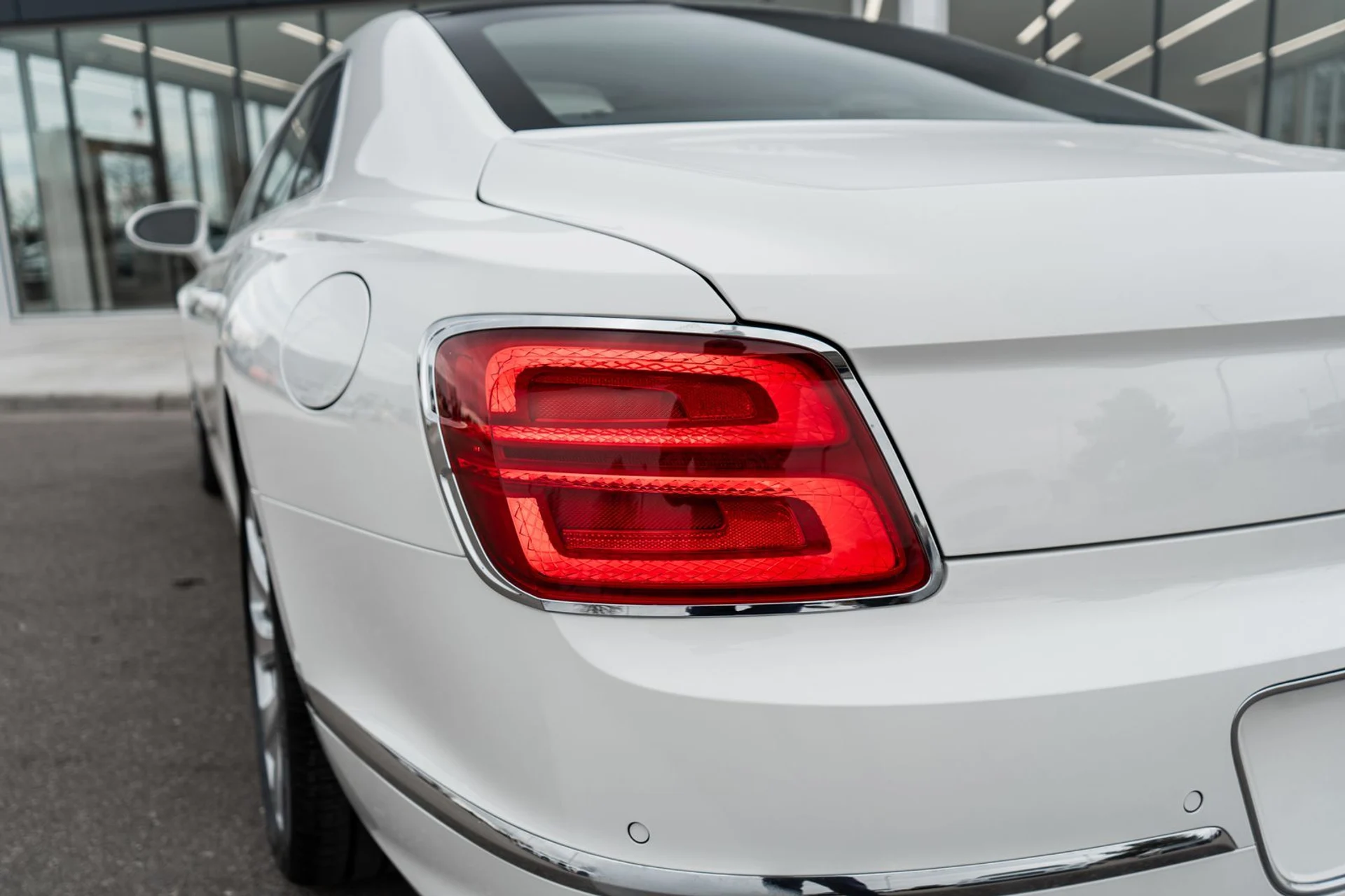 mph011_219894758_56c77bf1_c287_4bcb_8bc1_10eabeb0805f_86914677b2