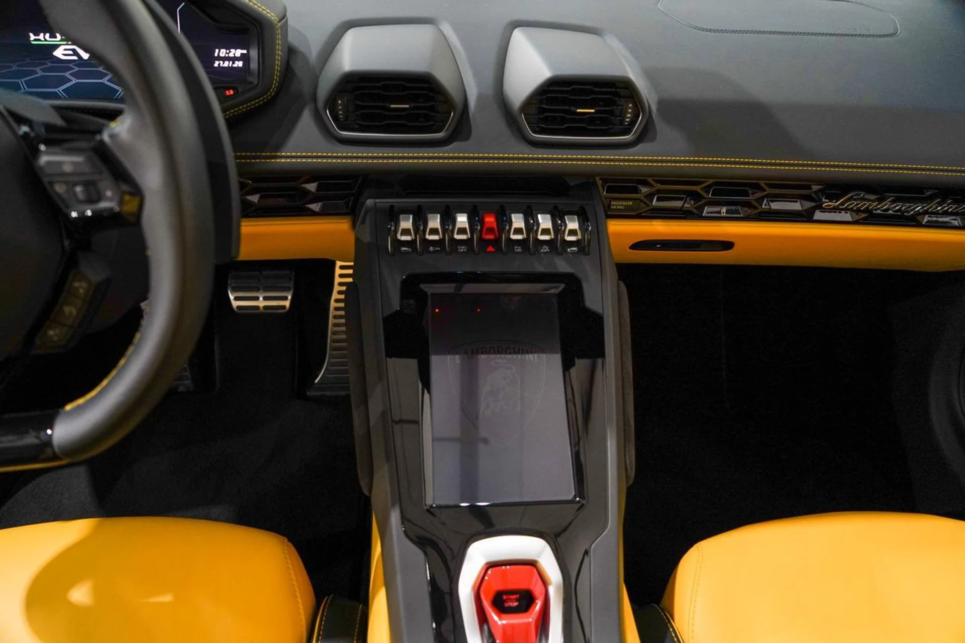 mph011_2204132689_d735cc62ac48ea2a01907965c46f3a07_69283e9b9c