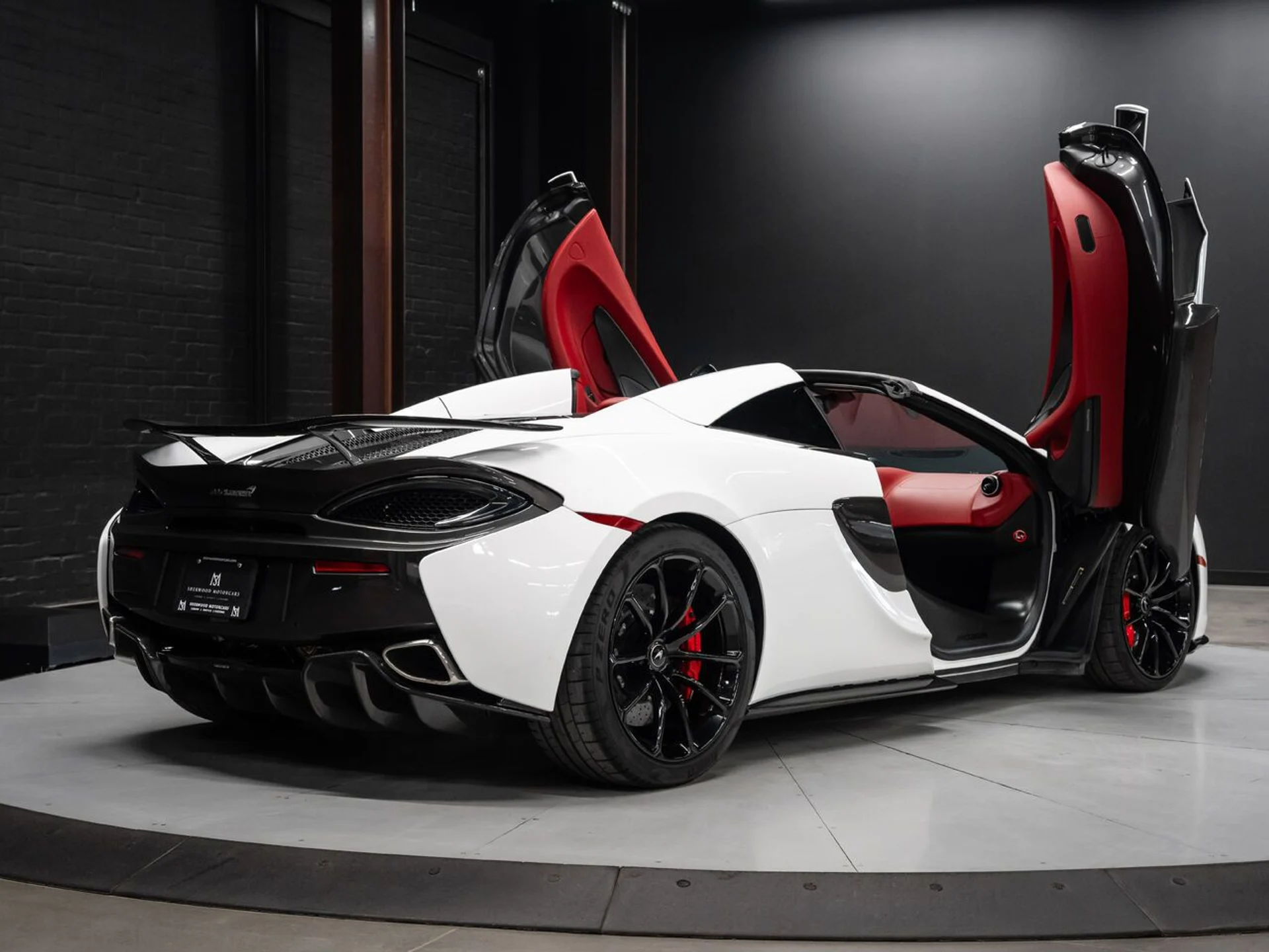 mph011_220460332_mclaren_570s_2019_4059731942